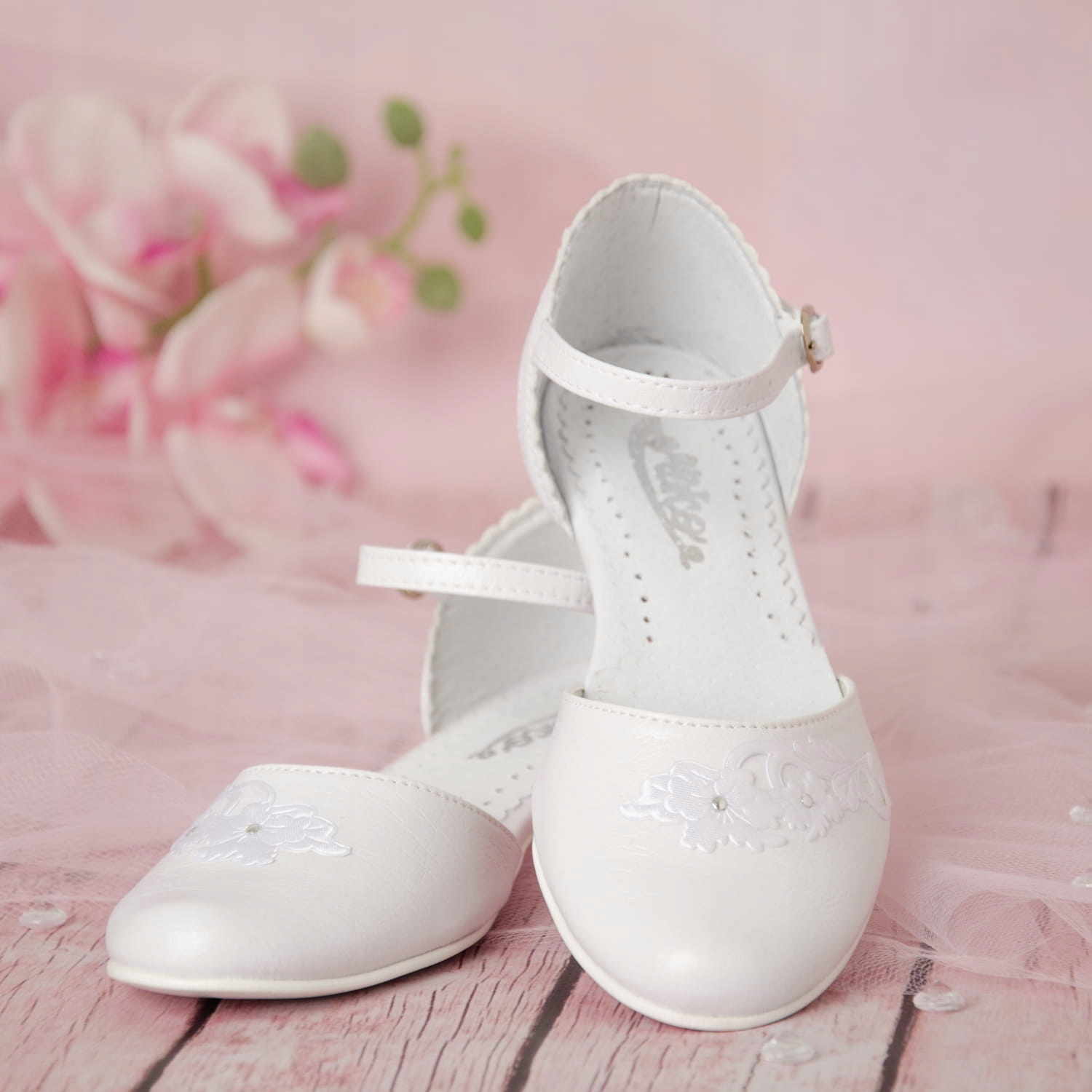 Buty komunijne dziewczęce KBD-719 - 38 Marka Inna marka