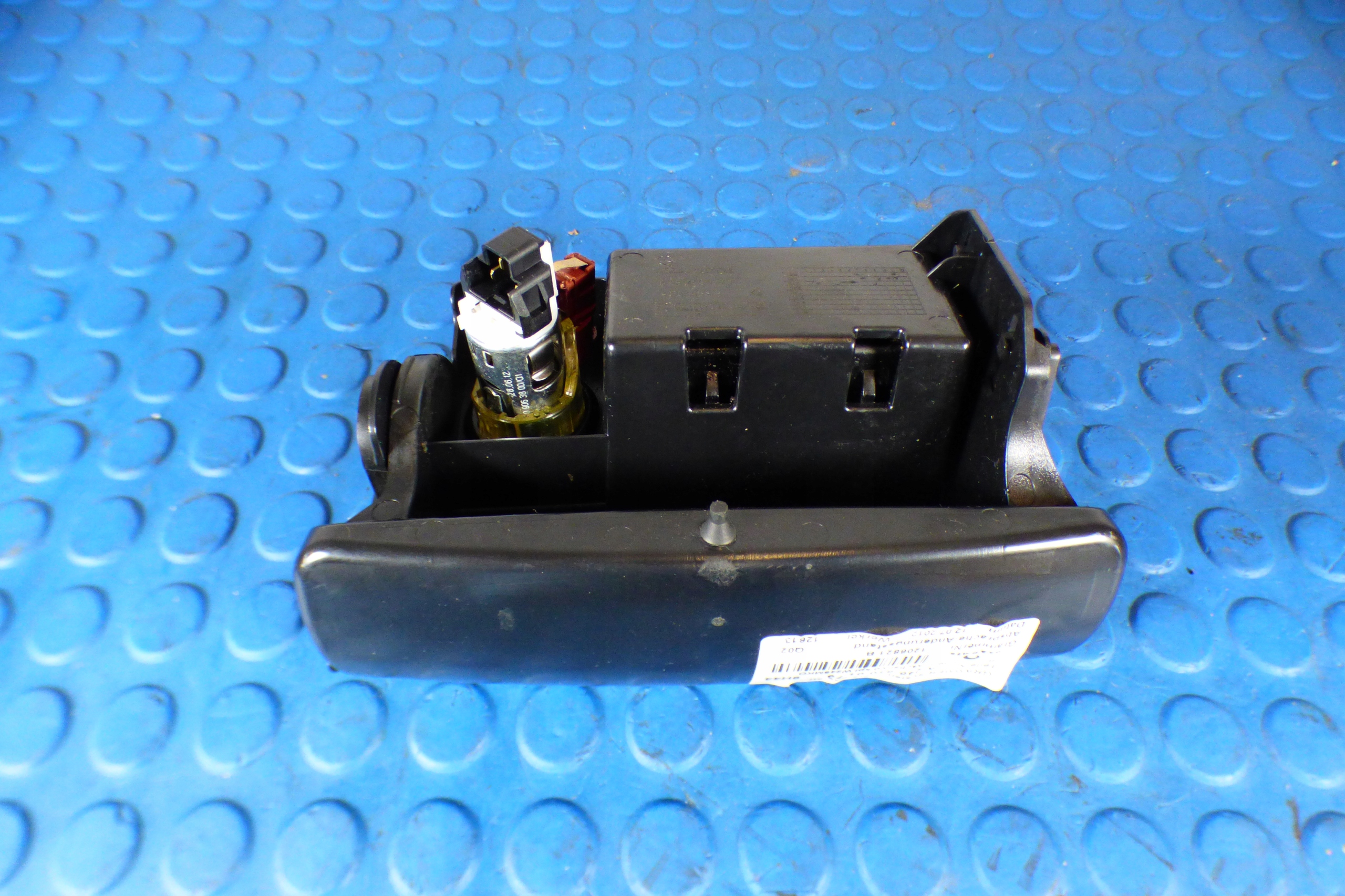 Cendrier A2468100179 MERCEDES B-KLASA II W246
