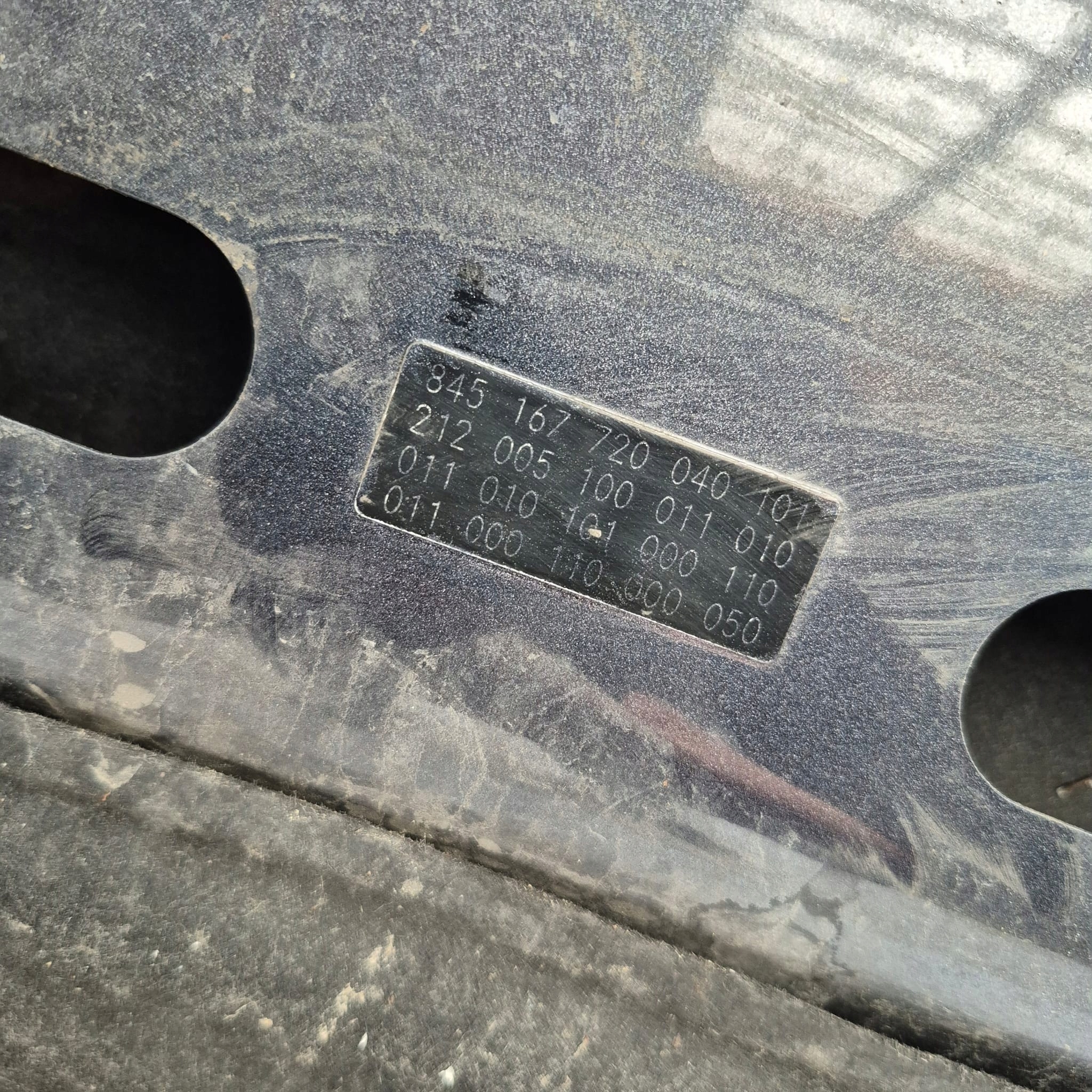 MERCEDES E-KLASA 212 bonnet front front