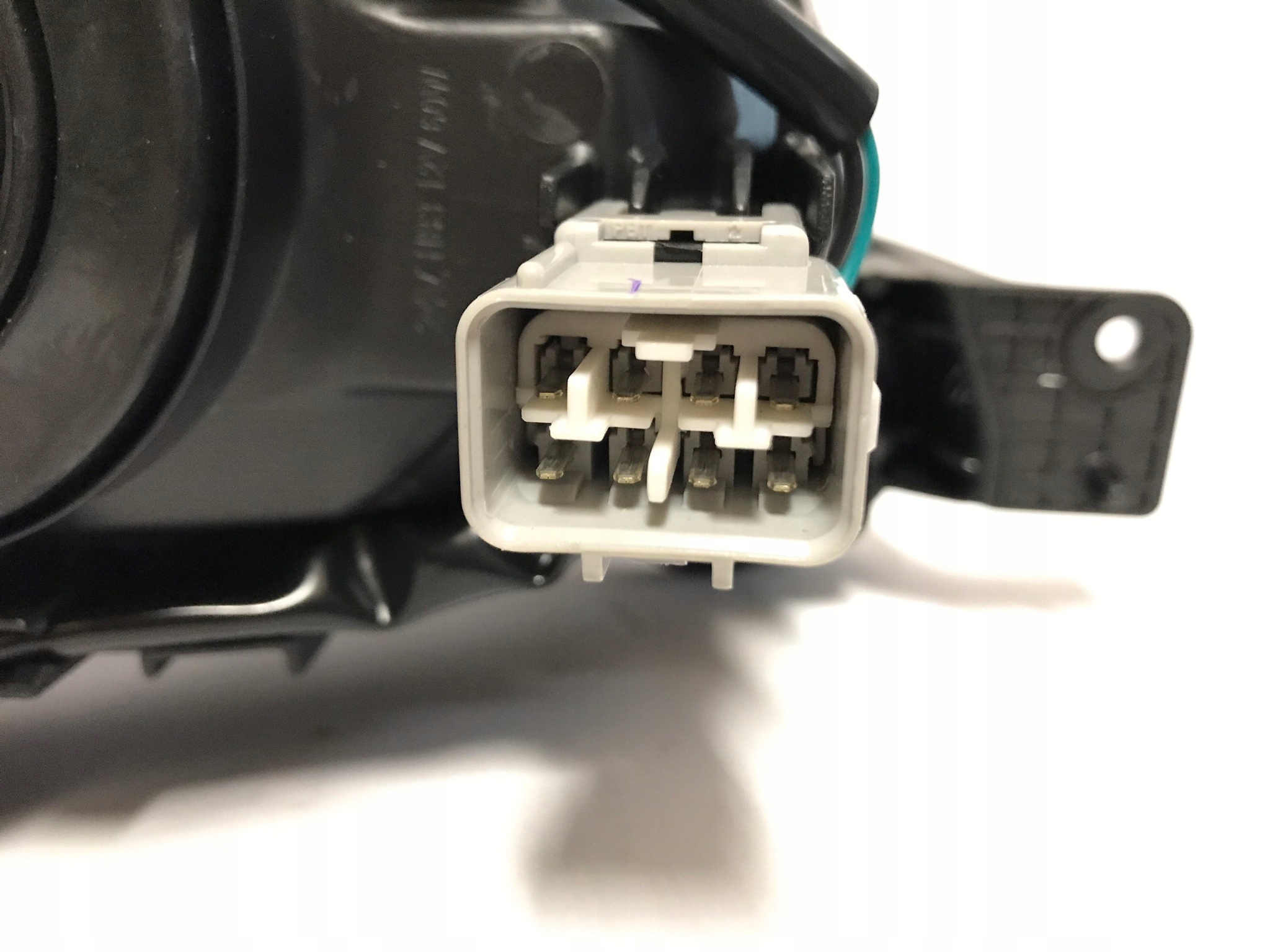 tyc 20-16517-05-9 фара