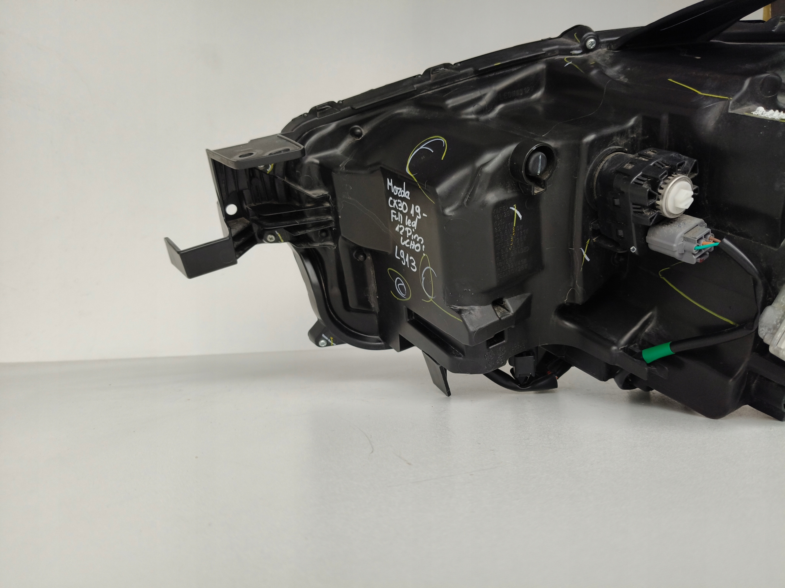 light right REFLEKTOR MAZDA CX30 19- FULL LED 12 PIN