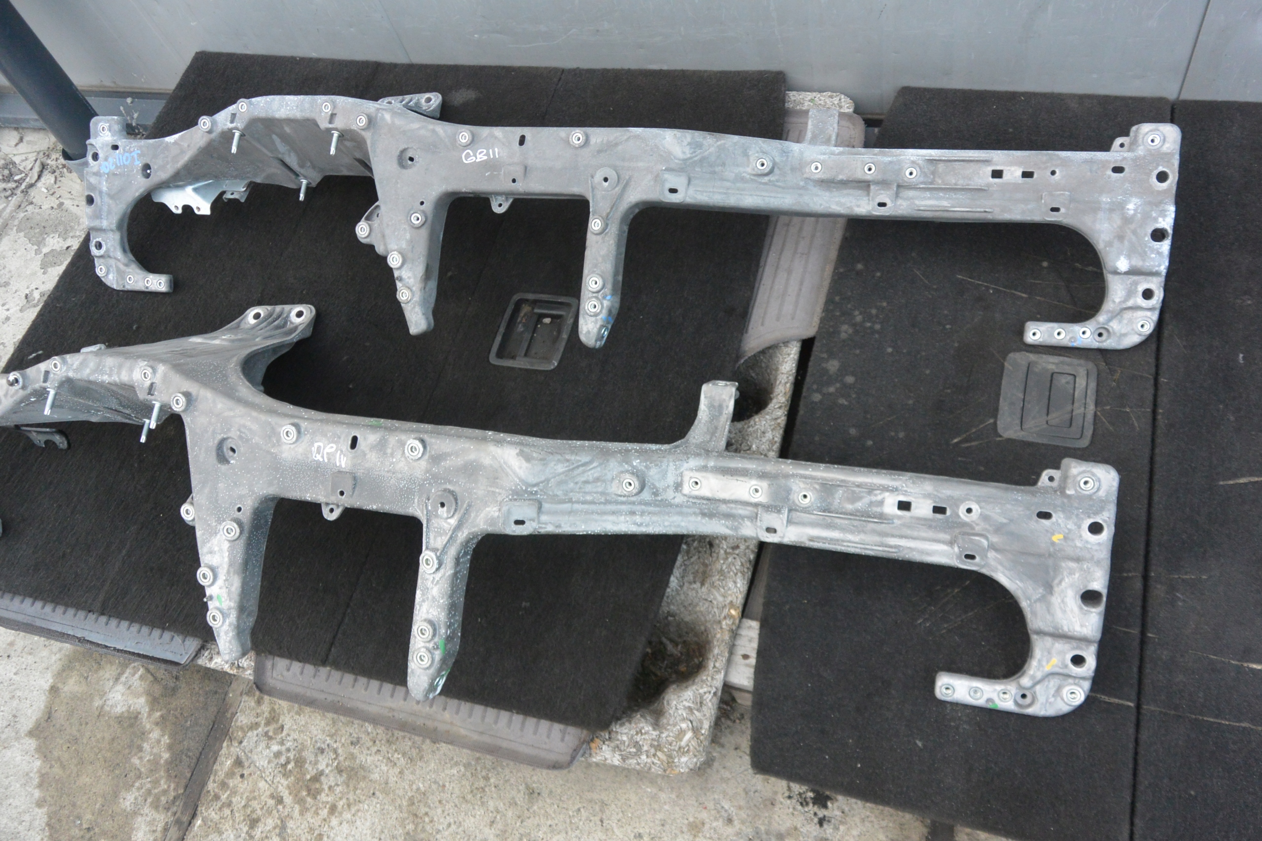 SUPPORT DU TABLEAU DE BORD MASERATI QUATTROPORTE GHIBLI EU