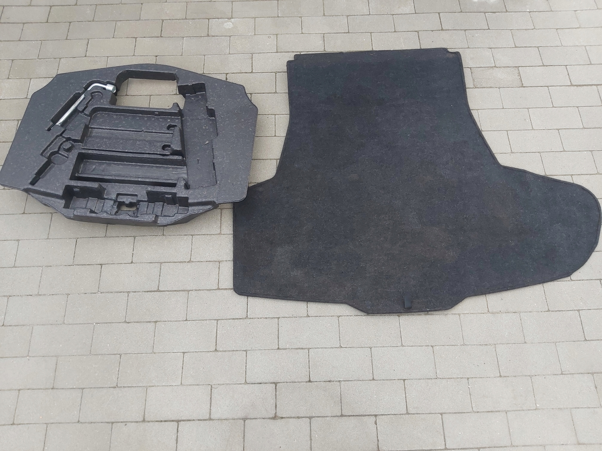 Вкладыш полистирол багажного отделения INFINITI Q50