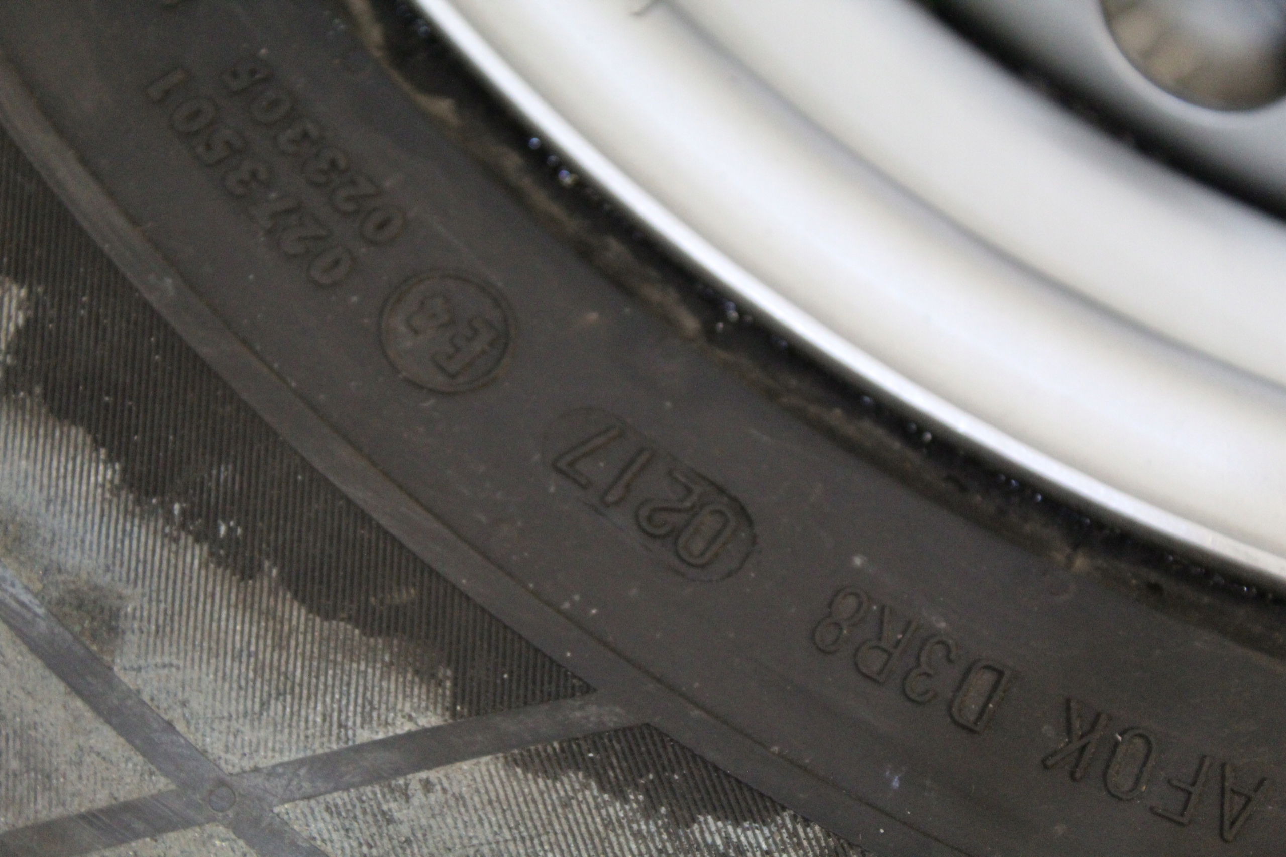 wheels discs metal tyres 255/60 R16 ALASKAN