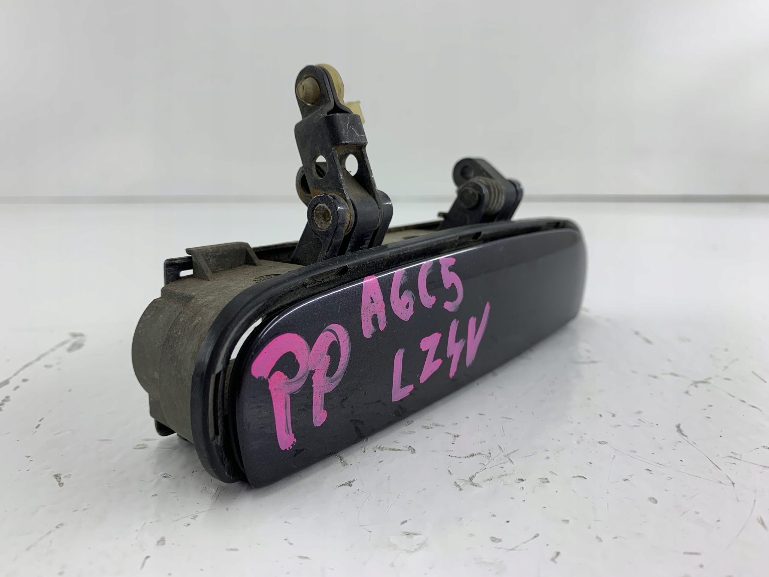 AUDI A6 C5 handle exterior right front LZ4V