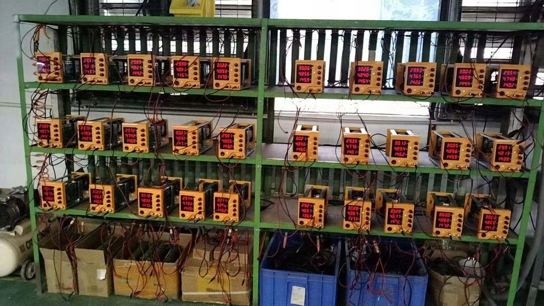 PRECYZYJNY REGULOWANY SERWISOWY ZASILACZ LABORATORYJNY HQ ROSFIX 32V 10A Informacje o bezpieczeństwie CE