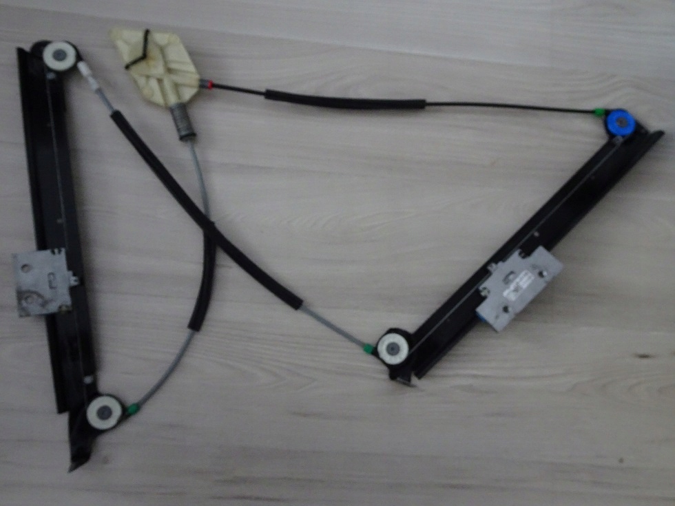 MECHANIZM SZYBY PRZÓD LEWY BENTLEY CONTINENTAL GT 2003- 3W0837401