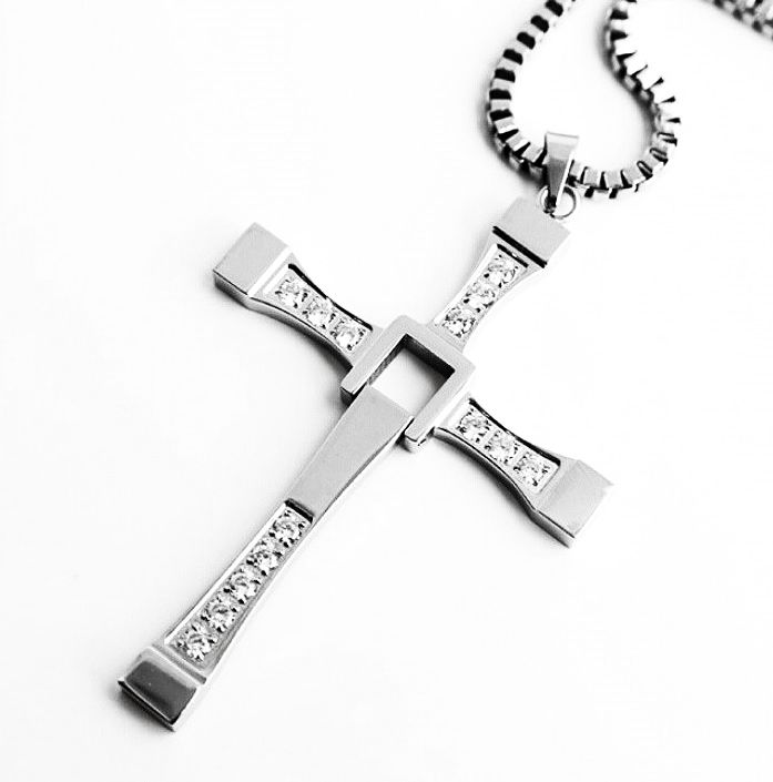 NASZYJNIK KRZYŻ VIN DIESEL STAL SREBRNY