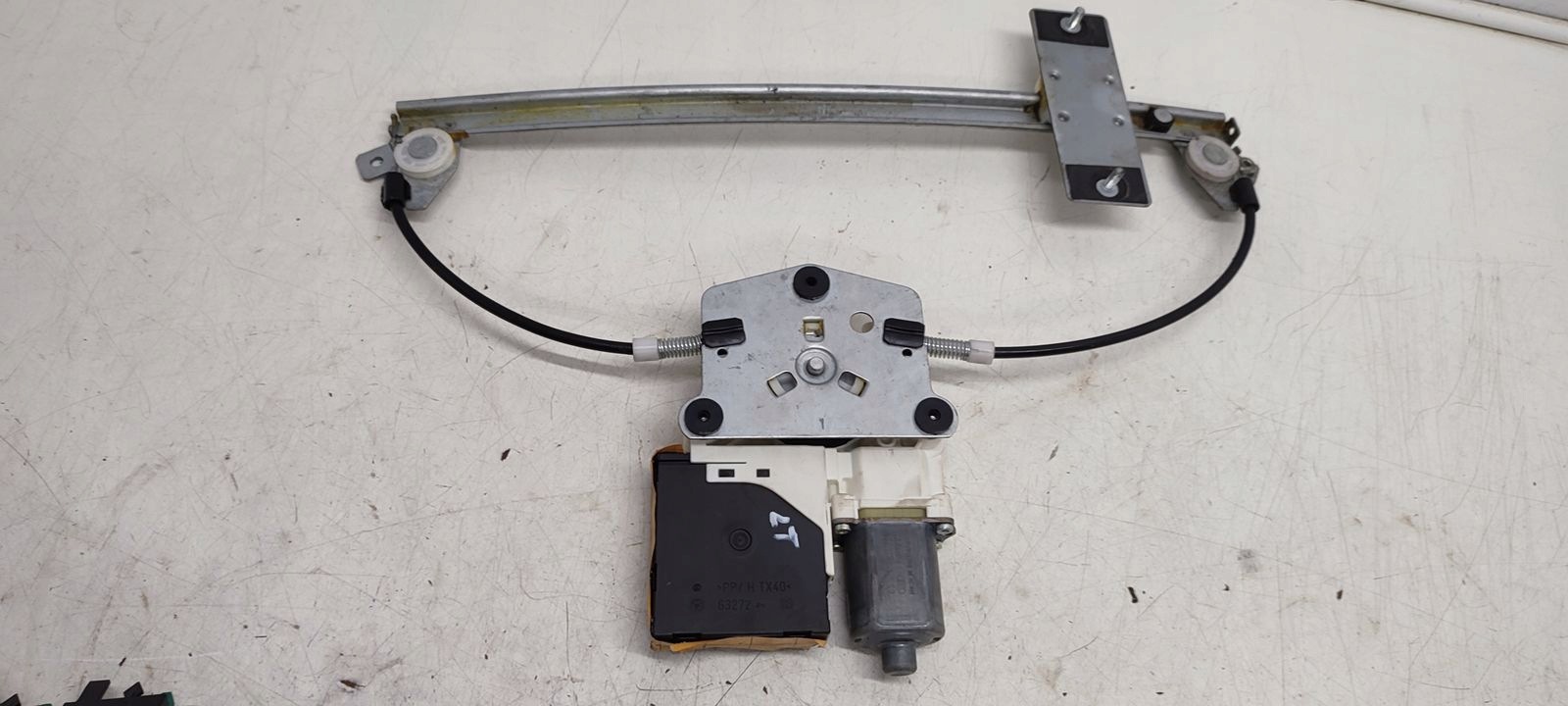 window regulator left rear part mechanism Audi A3 8P LIFT