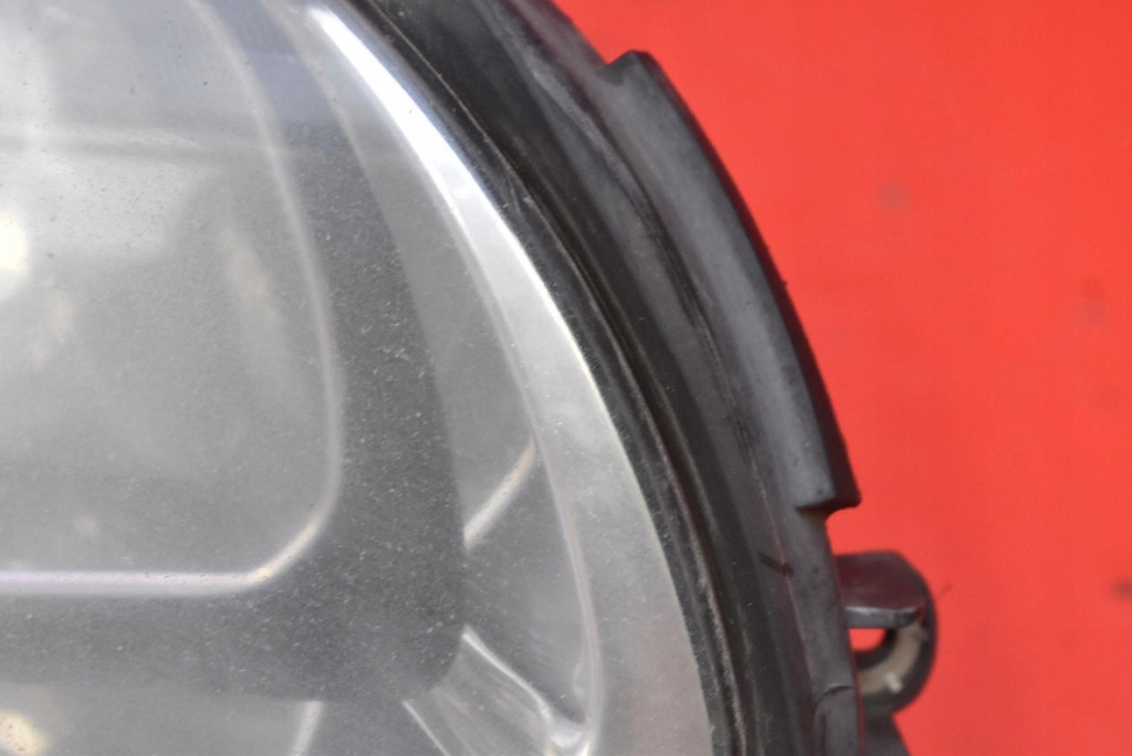 REFLEKTOR right light front EU 30698826 VOLVO S60 1 and LIFT 04-09