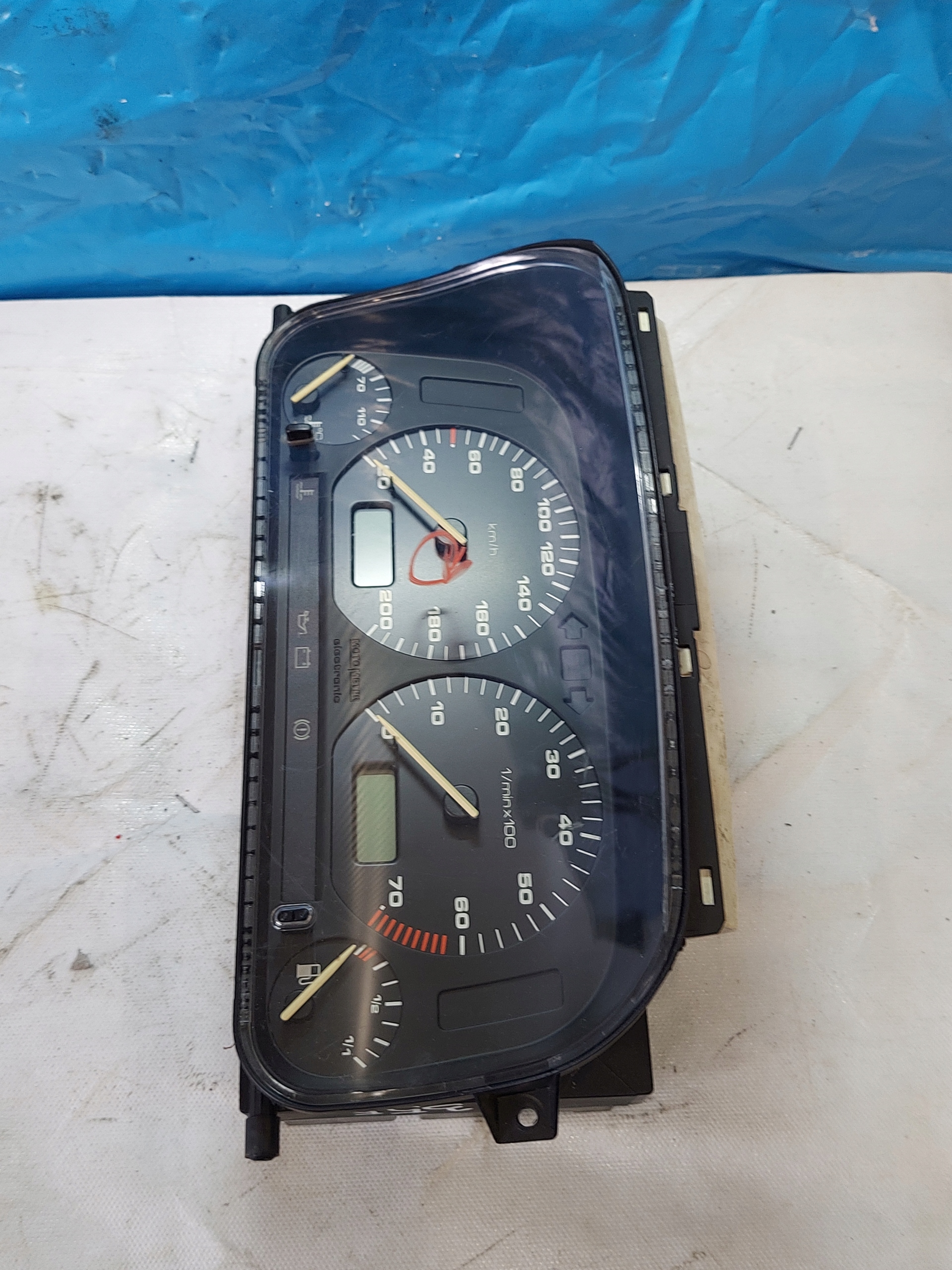 dials clock GOLF III 1.8 B 1H6919033A