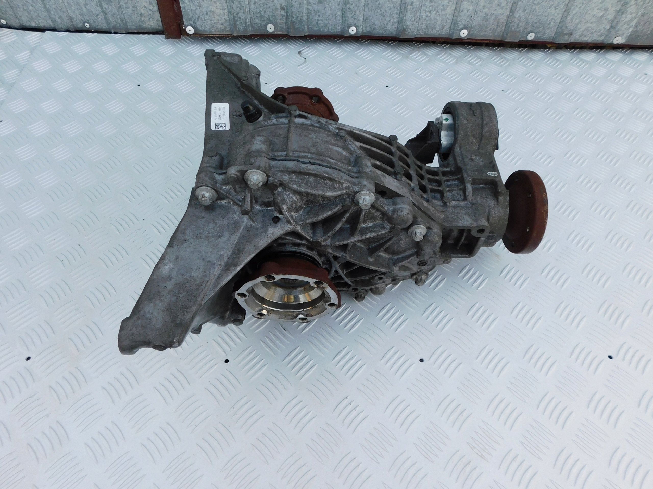 Audi Q5 SQ5 80A diff differential rear part original Euro bardzo dobry stan 0D2500043J
