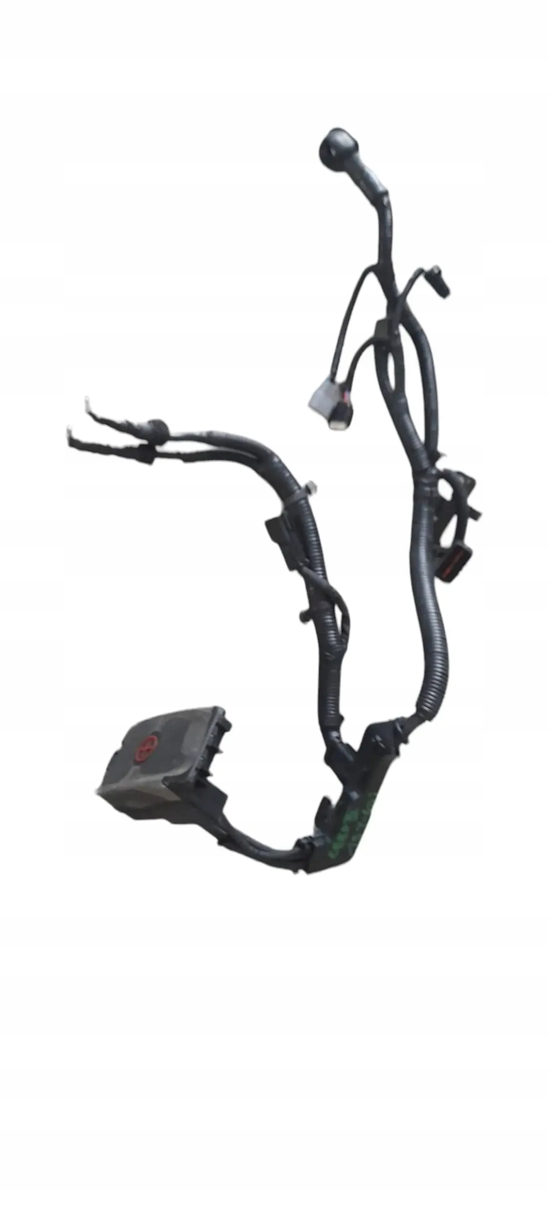 КЛЕМА ПЛЮСОВАЯ KIA CEED III 91975-J7110