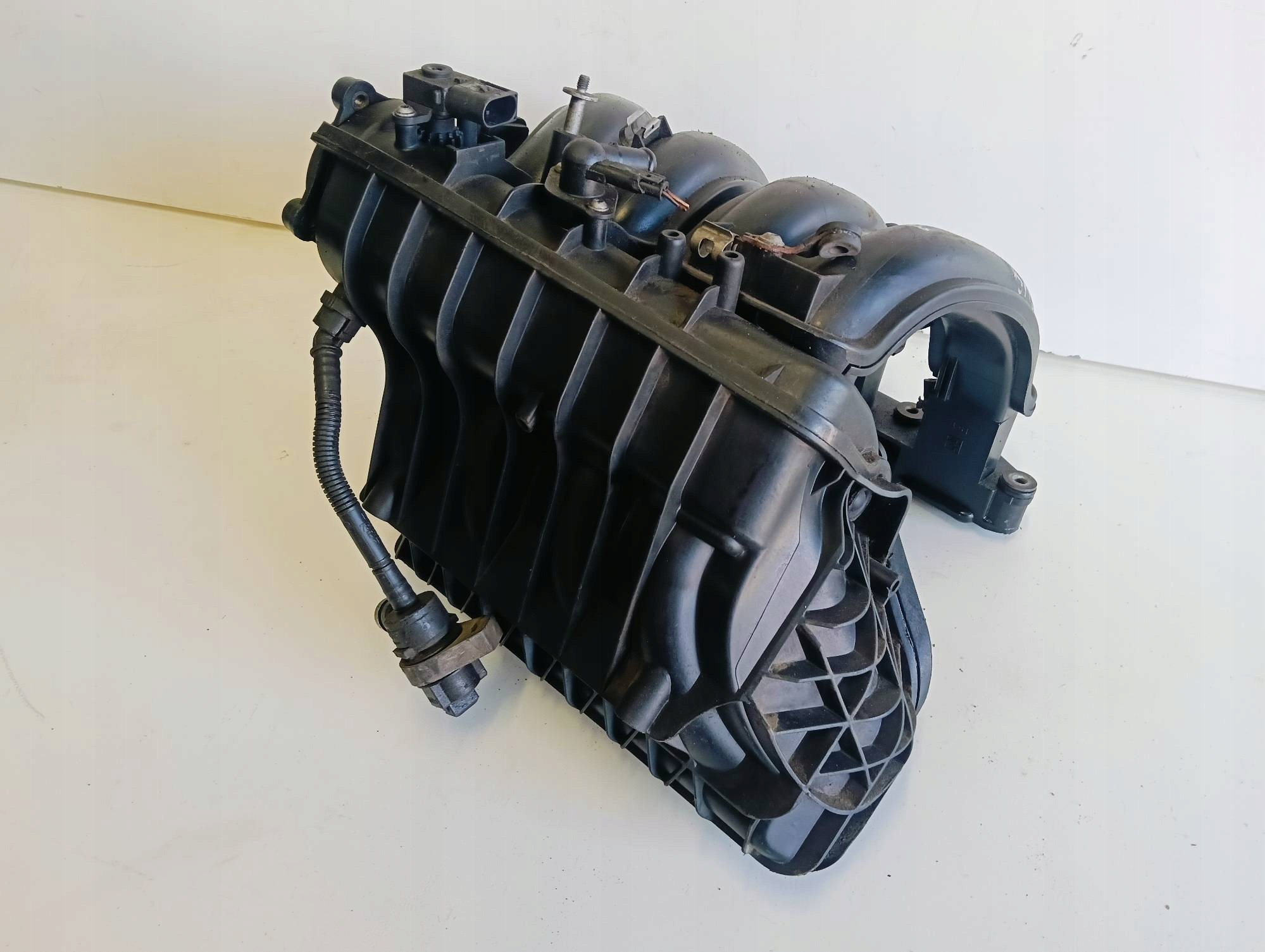 header pipe intake Ssacy BMW E46 318 and 2.0 16V N42B20 1437939