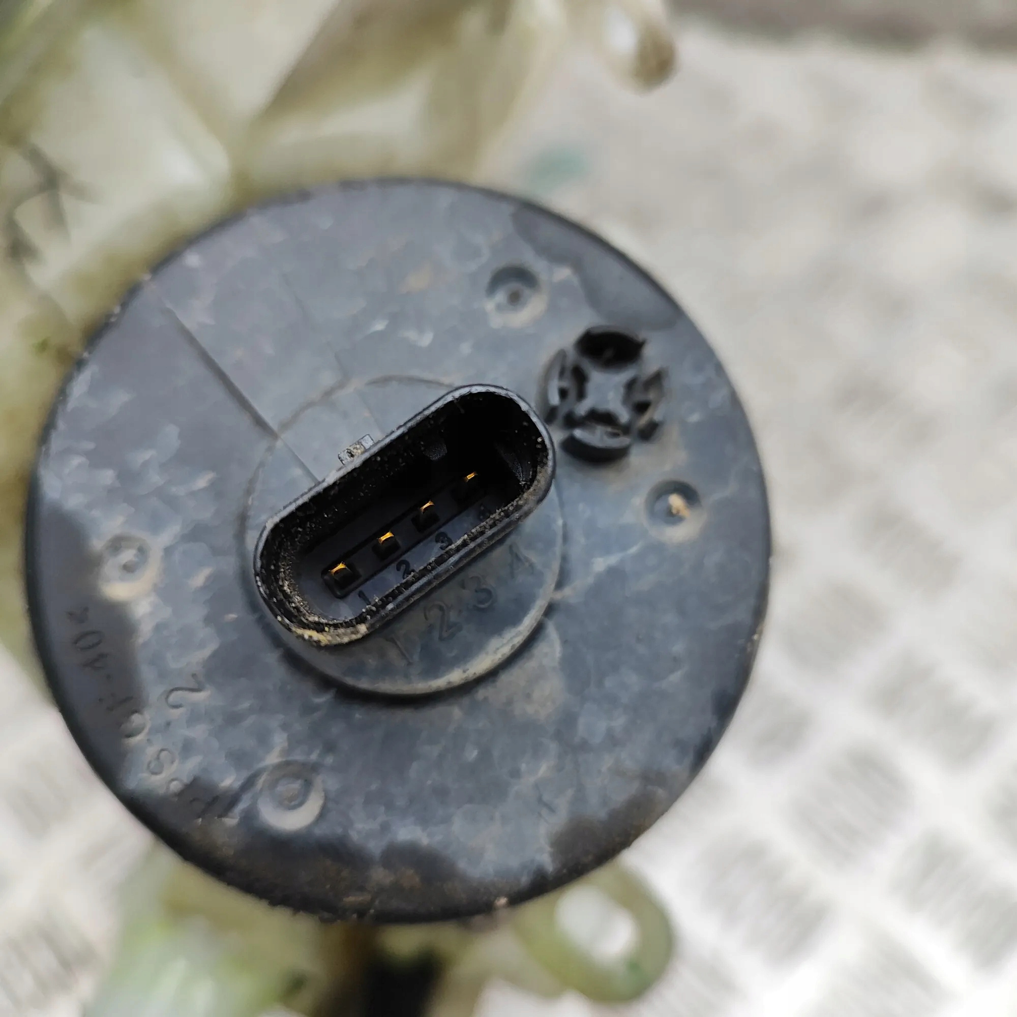 tesla Модель 3 III бачок расширительный насос 1077617-00-E