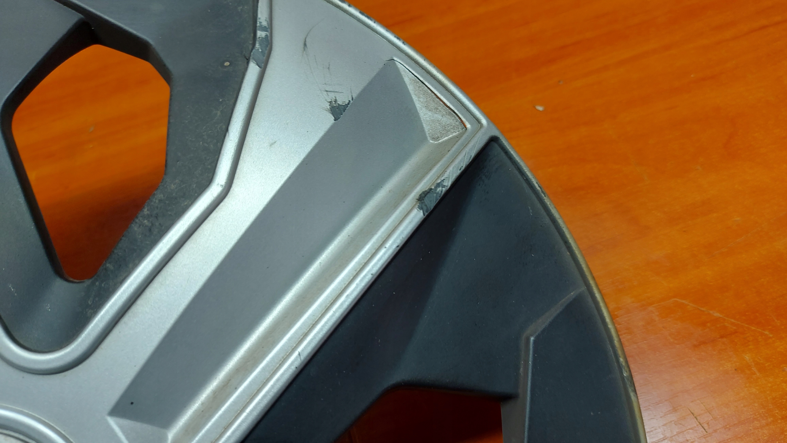 cover 16" MITSUBISHI
