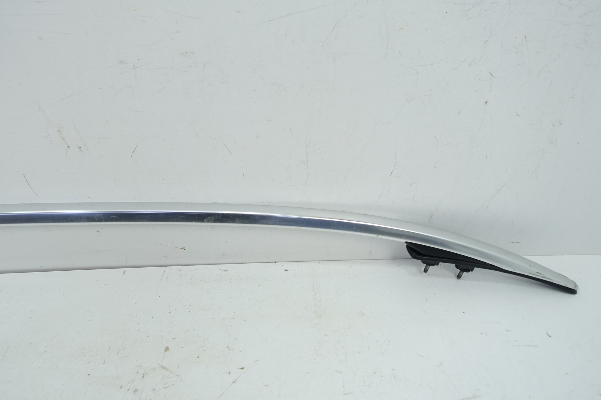 RELING DACHOWY PRAWY MERCEDES C W204 KOMBI Car type Passenger cars