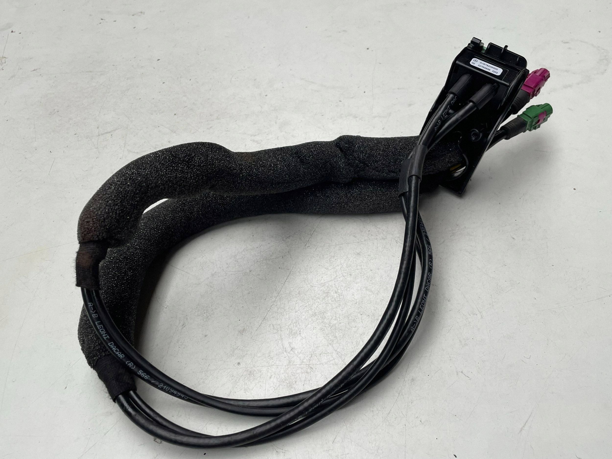 MERCEDES W167 adapter USB A1678209500 !J