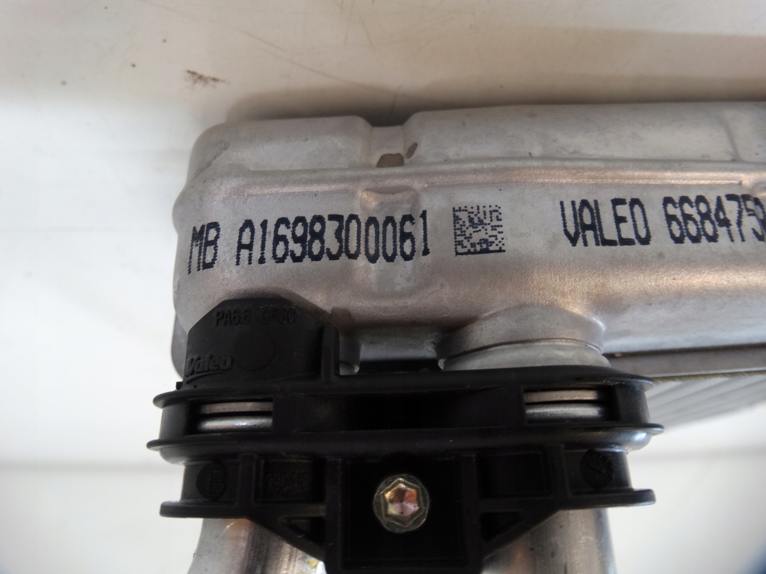 ohřívač vody MERCEDES W169 LIFT A1698300061