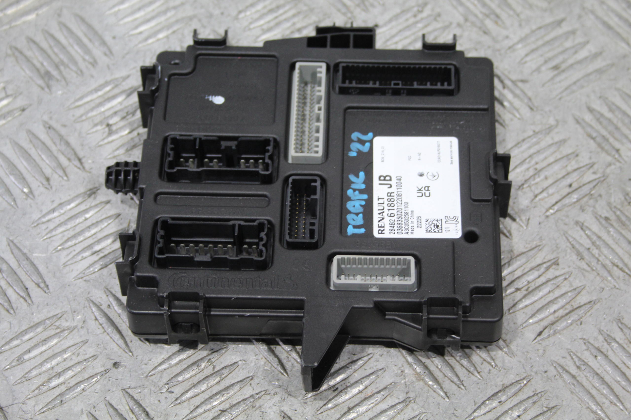 module control unit BCM TRAFIC IV 4 III 3 LIFT 2022