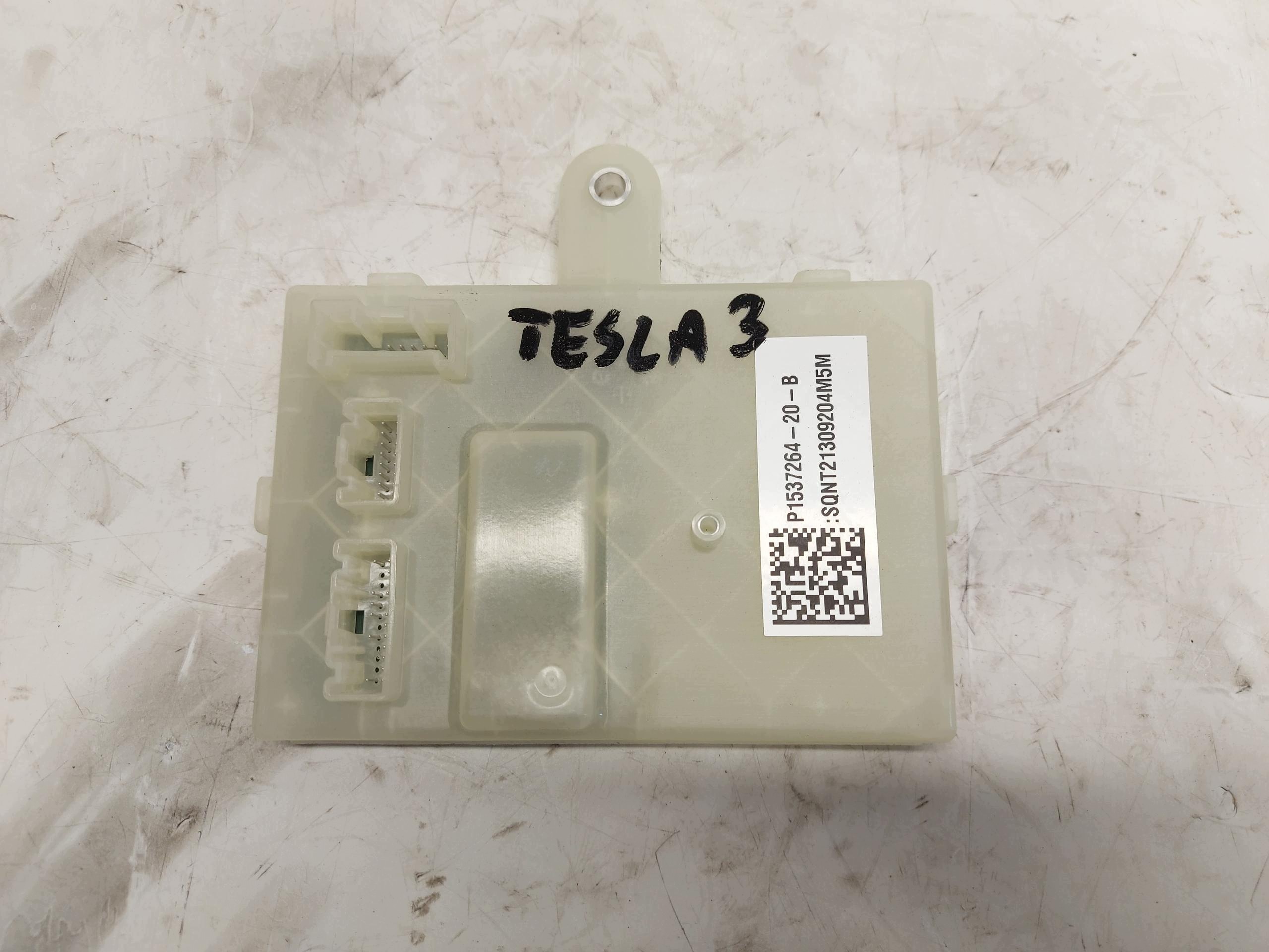 TESLA MODEL 3 2022r control unit module ladowania baterii 1537264-20-B