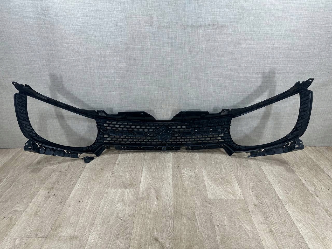 Suzuki IGNIS II 2016-2020 grill grille 72111-62R0