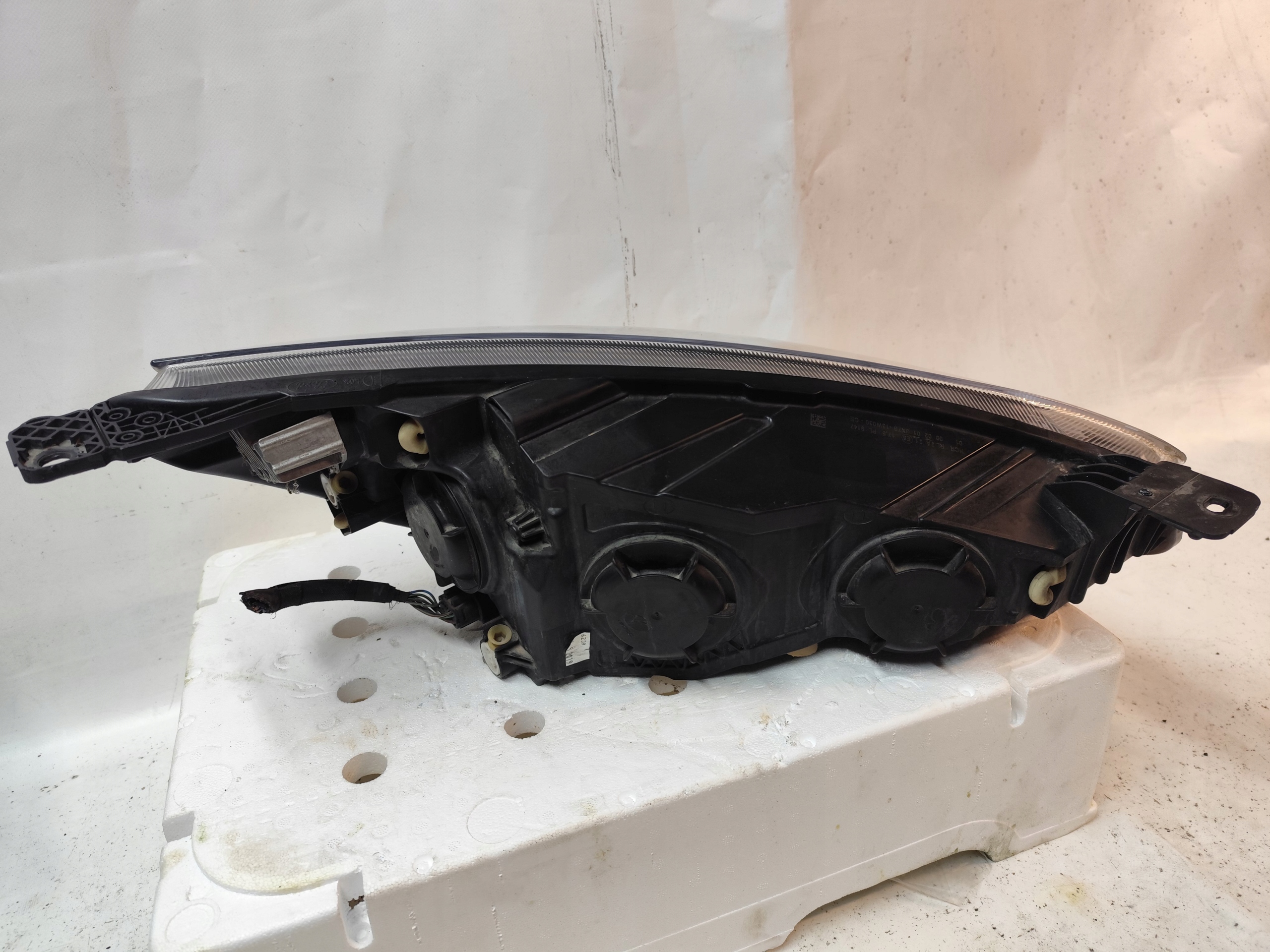 FORD FOCUS MK4 LIFT light front left DEMONTAZ
