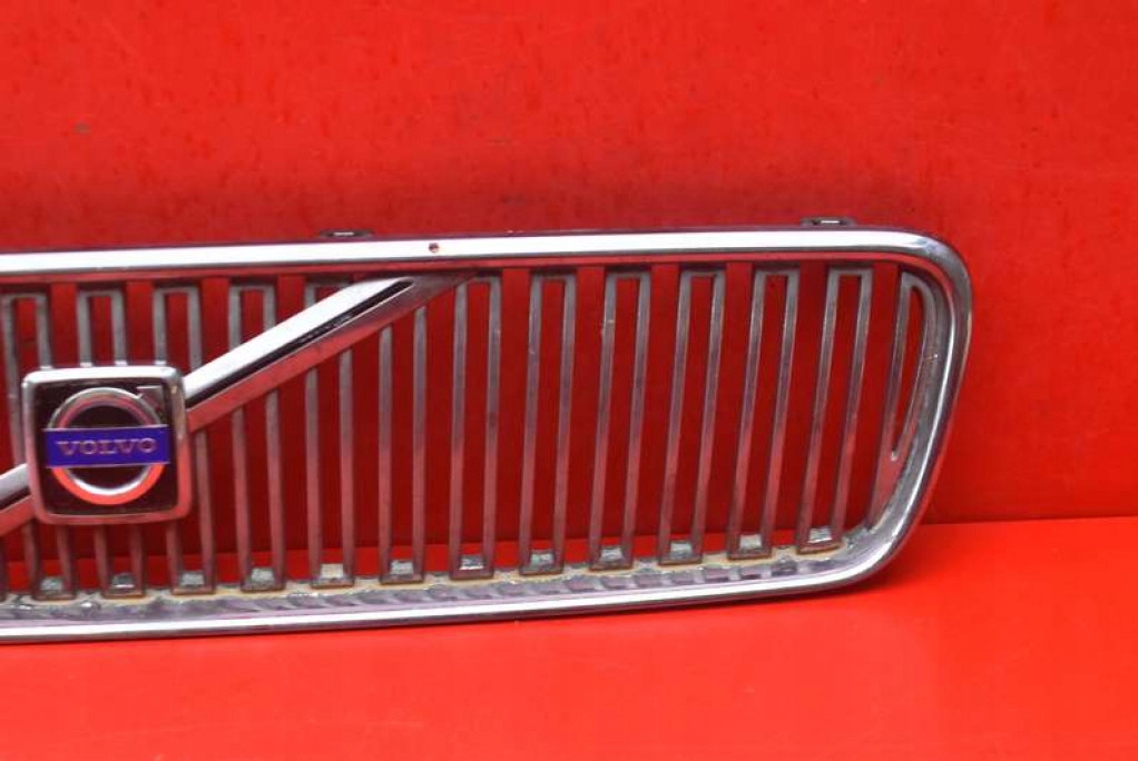 Grille CHROM 08678680 VOLVO V50 03-11