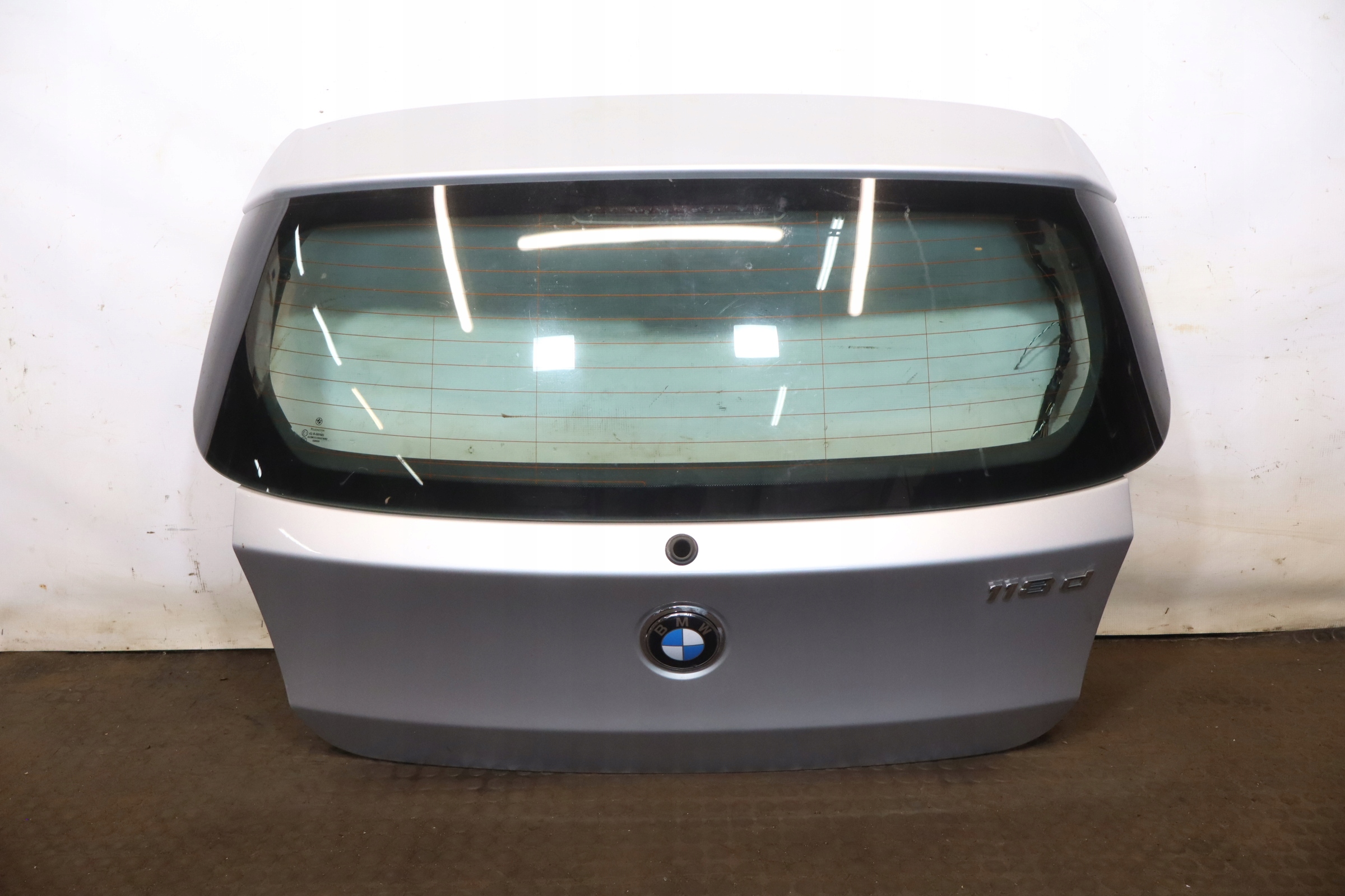 КРЫШКА ЗАДНЯЯ BMW 118d E87 354/ HB