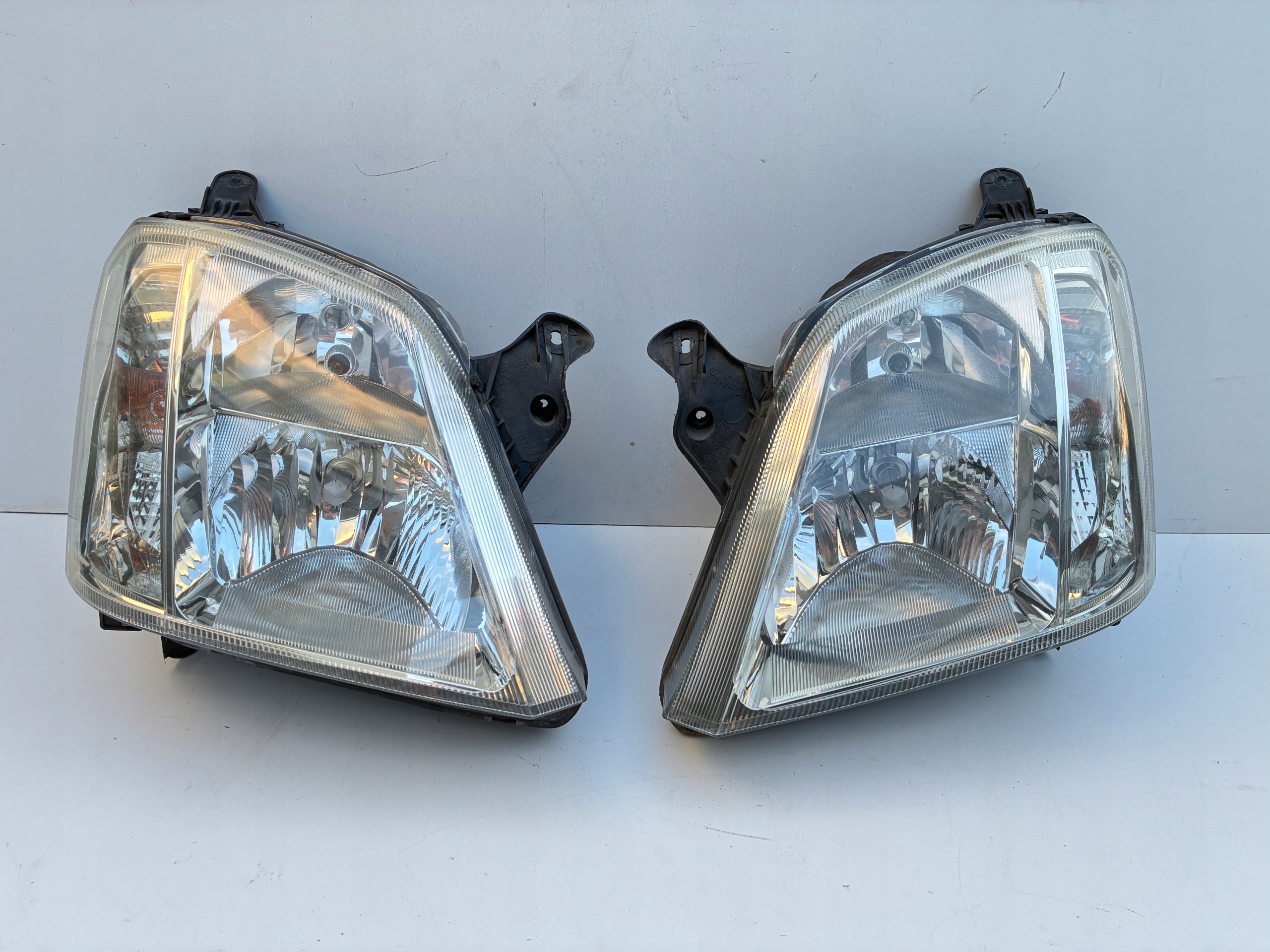 Reflektor light front front right left Opel MERIVA A Lift 03-10r ==OEM==
