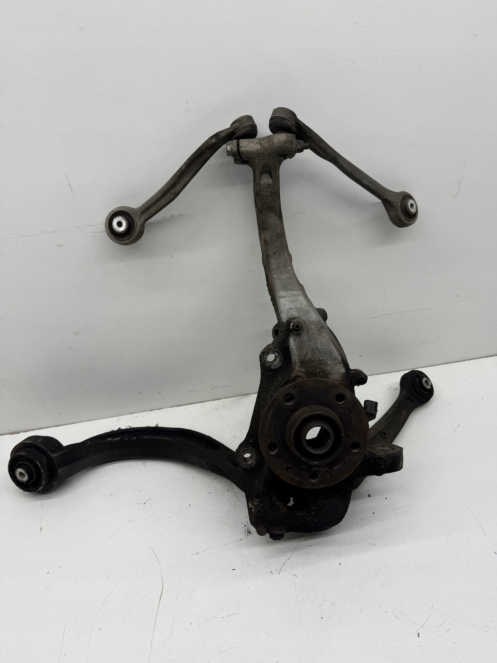 AUDI A6 A7 C7 swing right front arm of the arm complete
