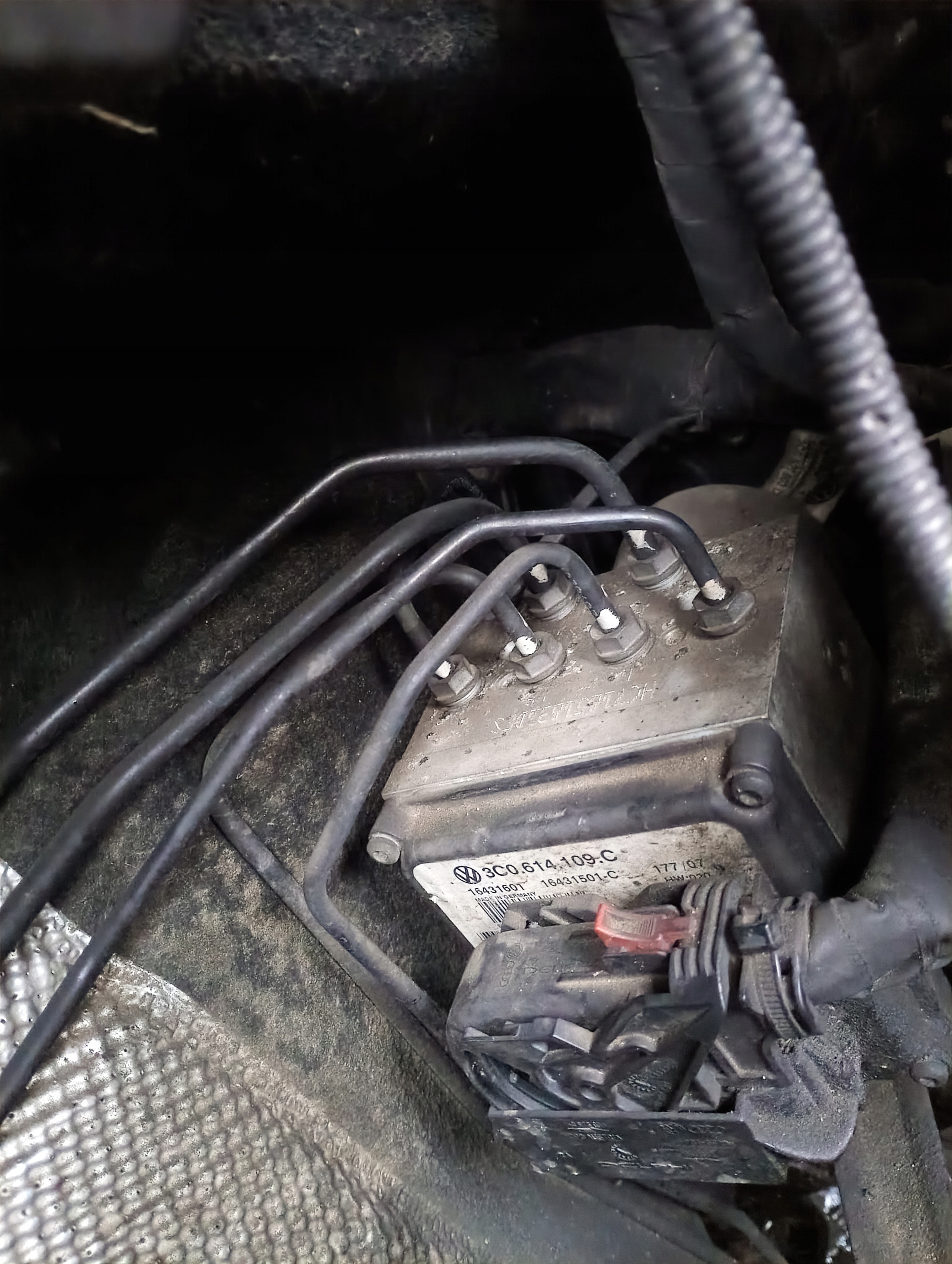 VW Passat B6 05-10 Pompa ABS ABSU OE 3C0614109C