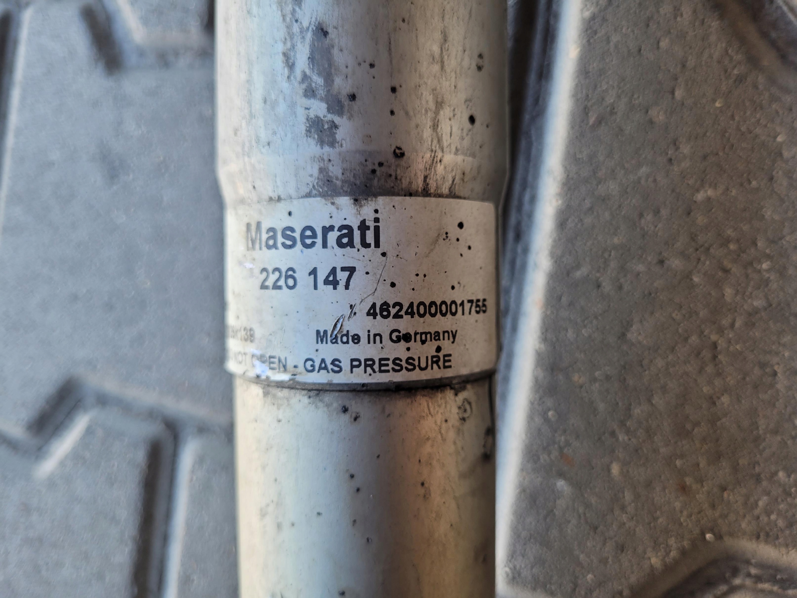 shock absorber front front left right 226147 MASERATI QUATTROPORTE V 4.2 V8