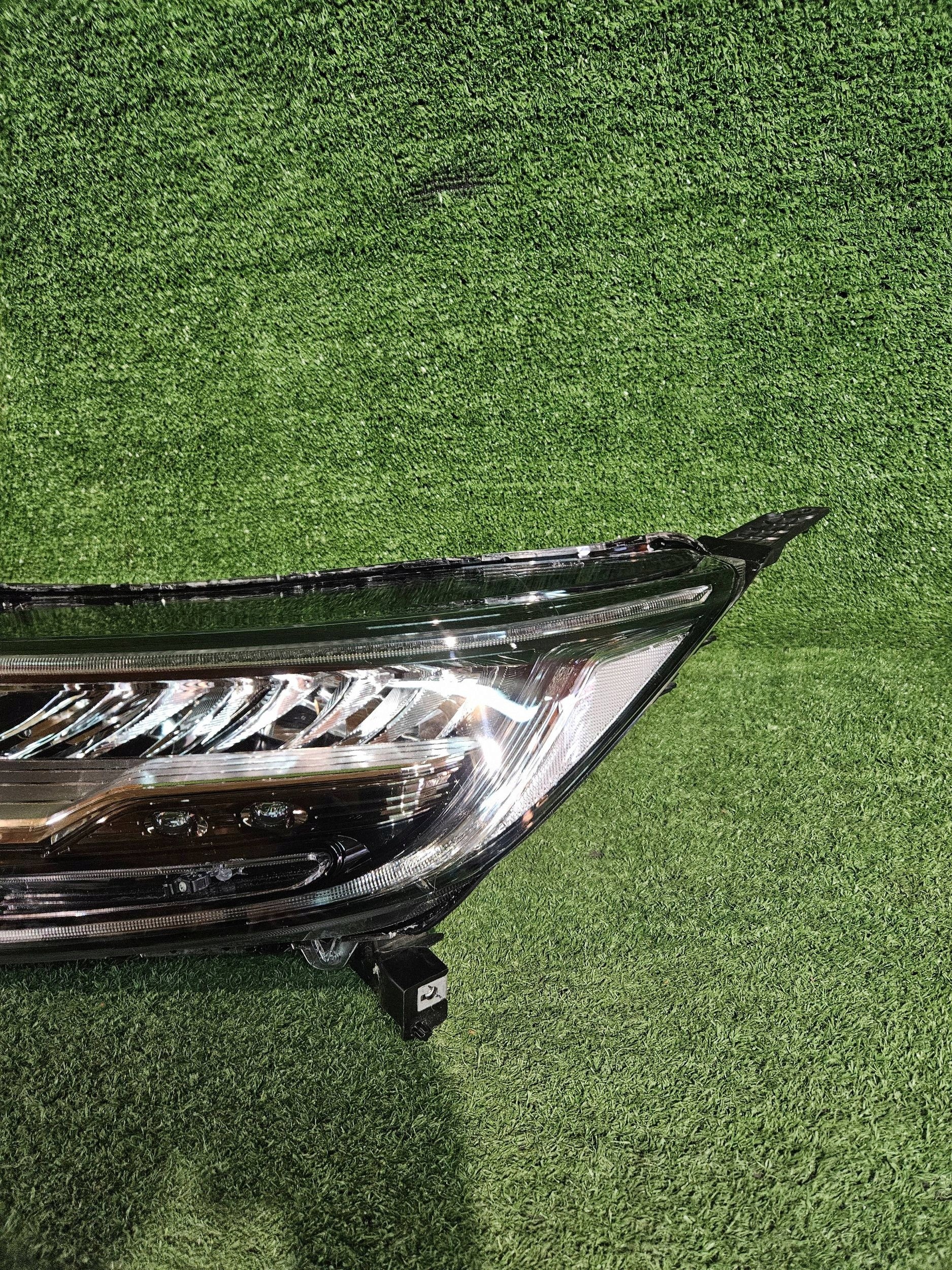 REFLEKTOR left front HONDA CR-V V 18- FULL LED NR.R1703