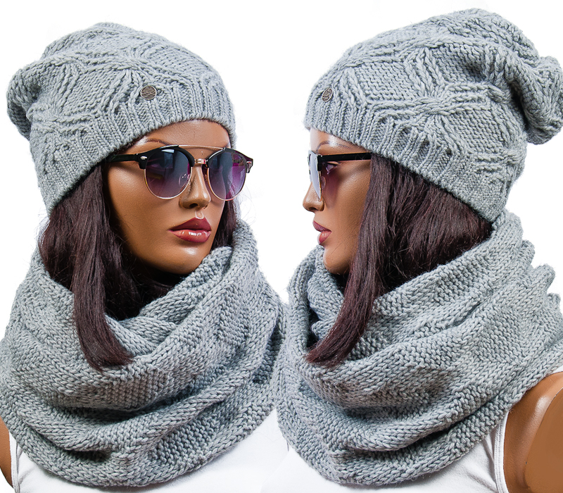 

Piękny Komplet Beanie Czapka + Komin szalik Kolory