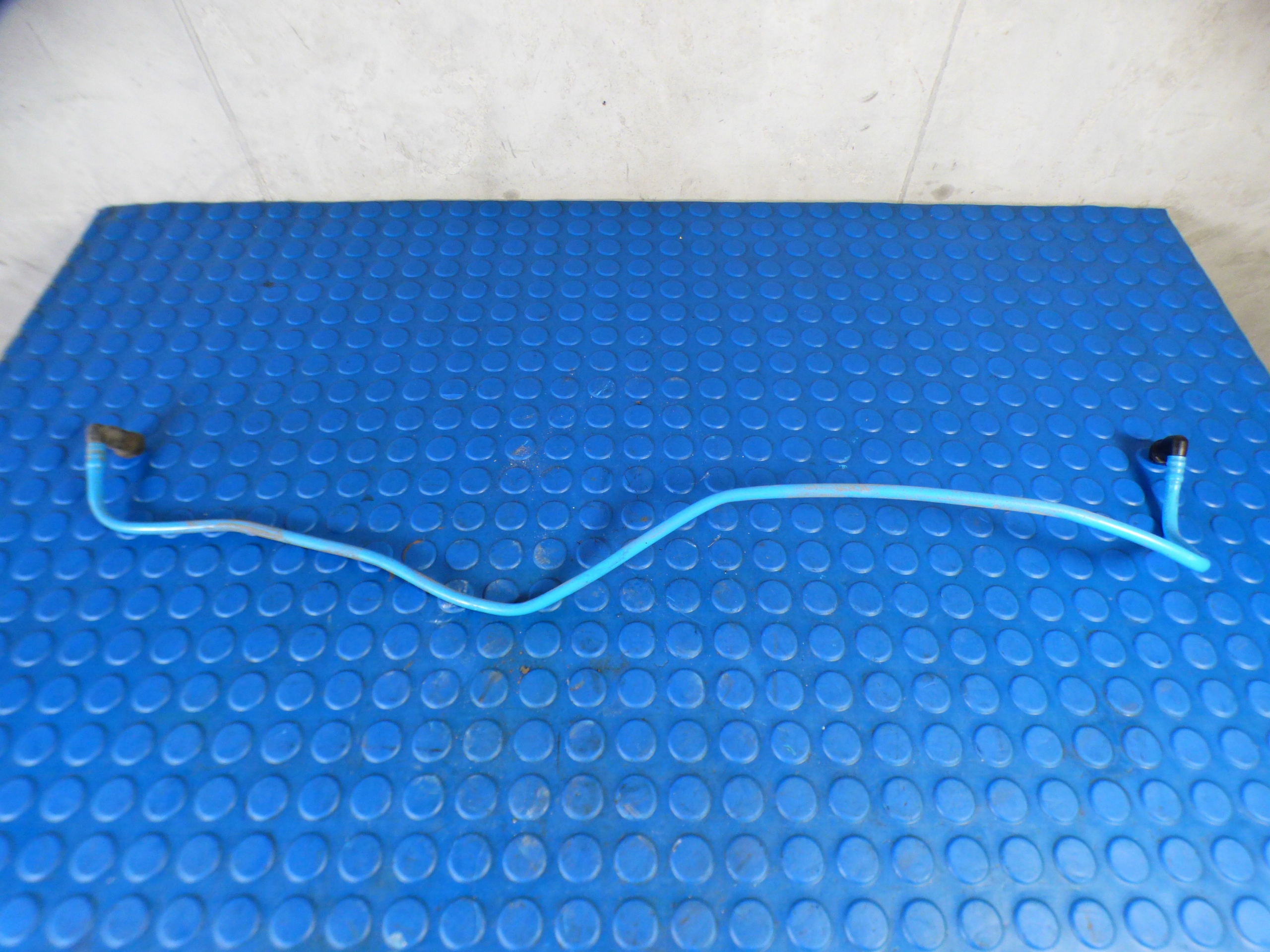 fuel line pompy VOLKSWAGEN CADDY III 2K5 2.0TDI