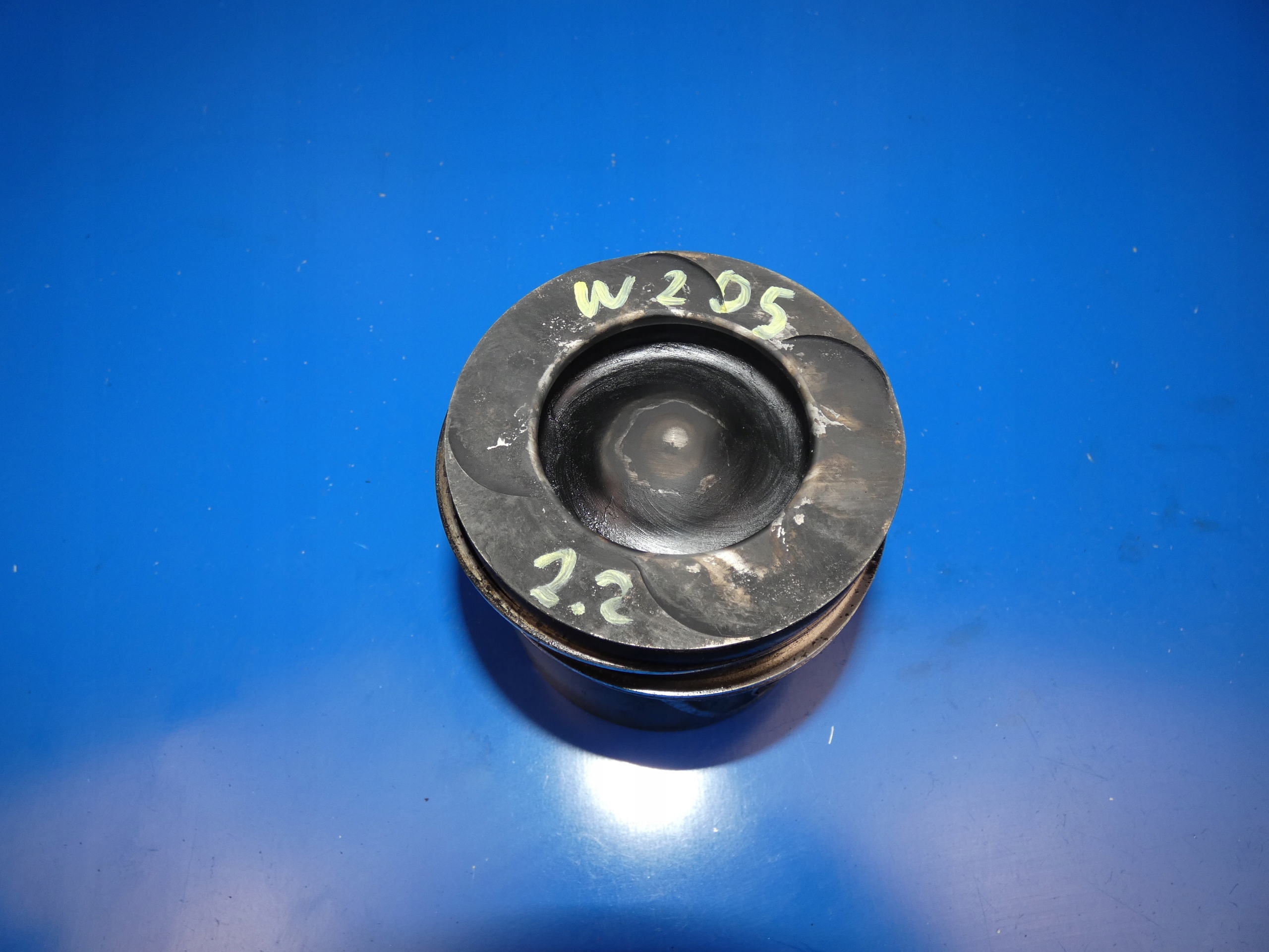 MERCEDES C KLASA W205 GLC W253 E W213 2.2 CDI piston pistons