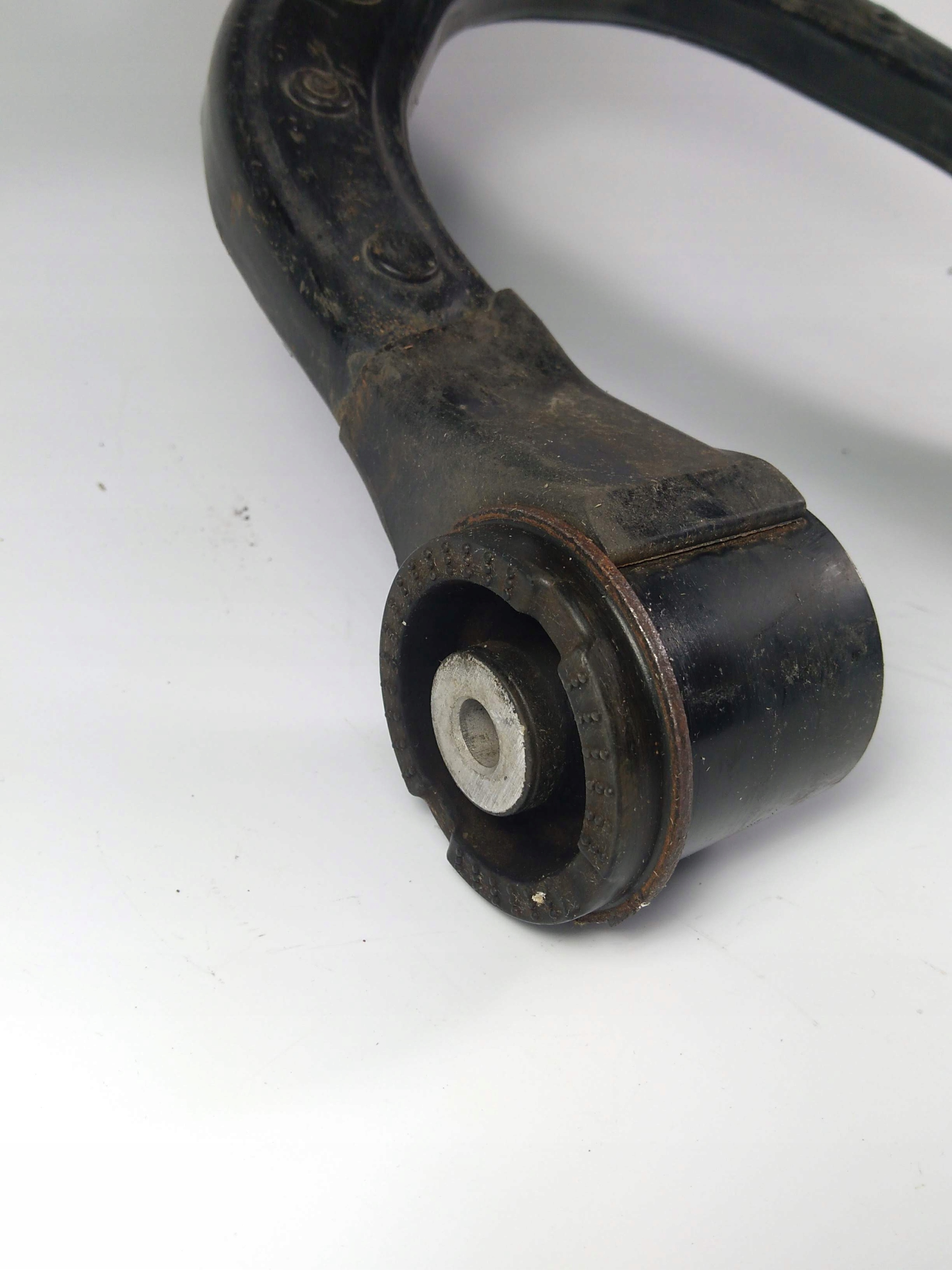 Tesla Model X arm front upper left front