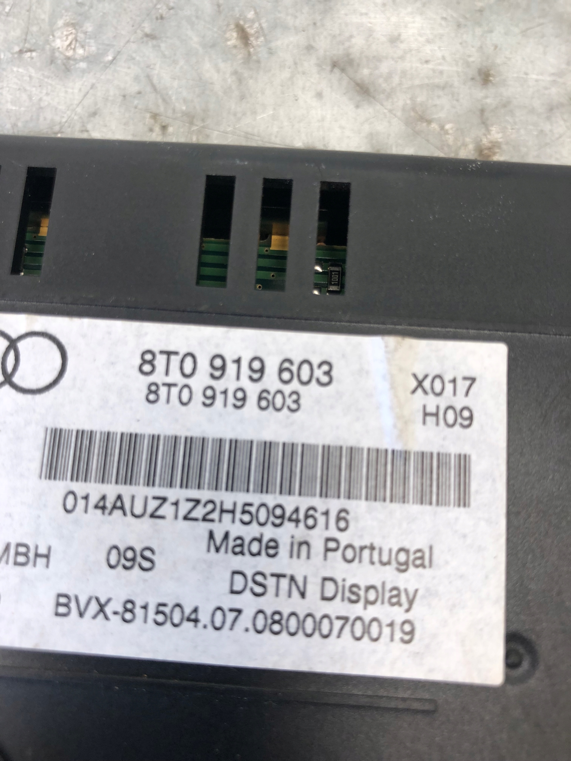 display AUDI A4 B8 8T0919603