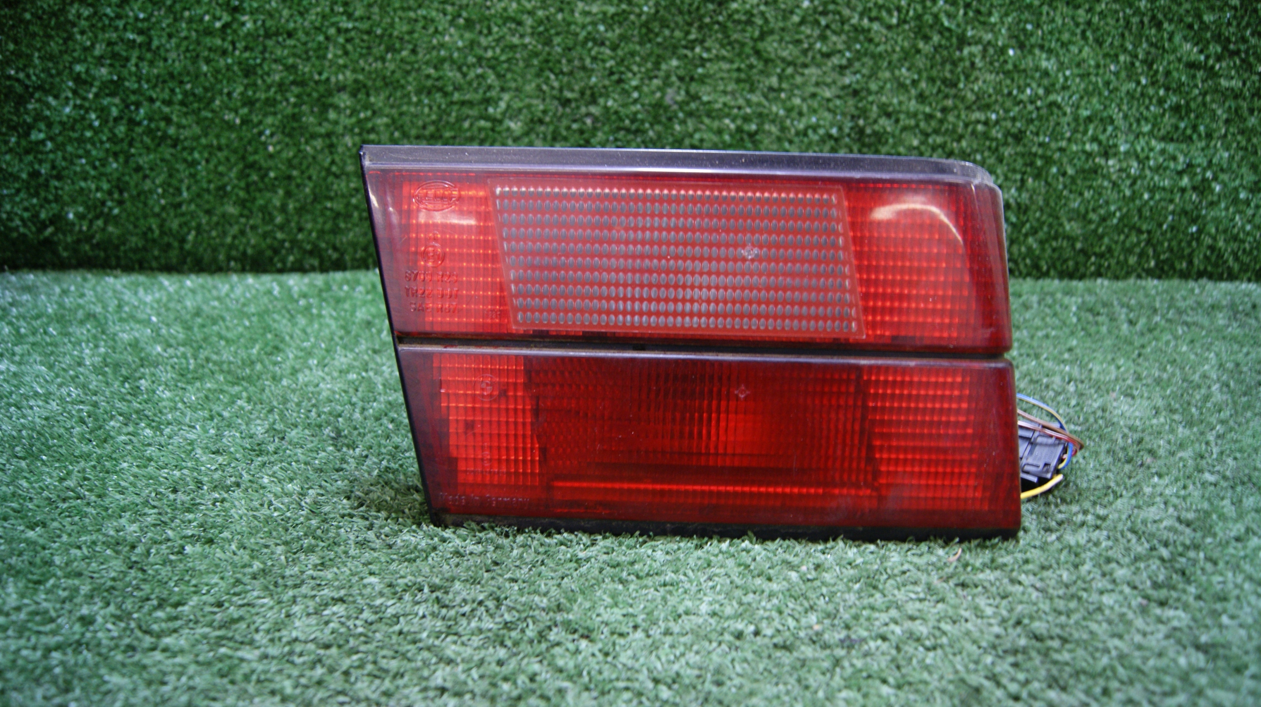 light left rear W KLAPIE BMW E34 8769R23