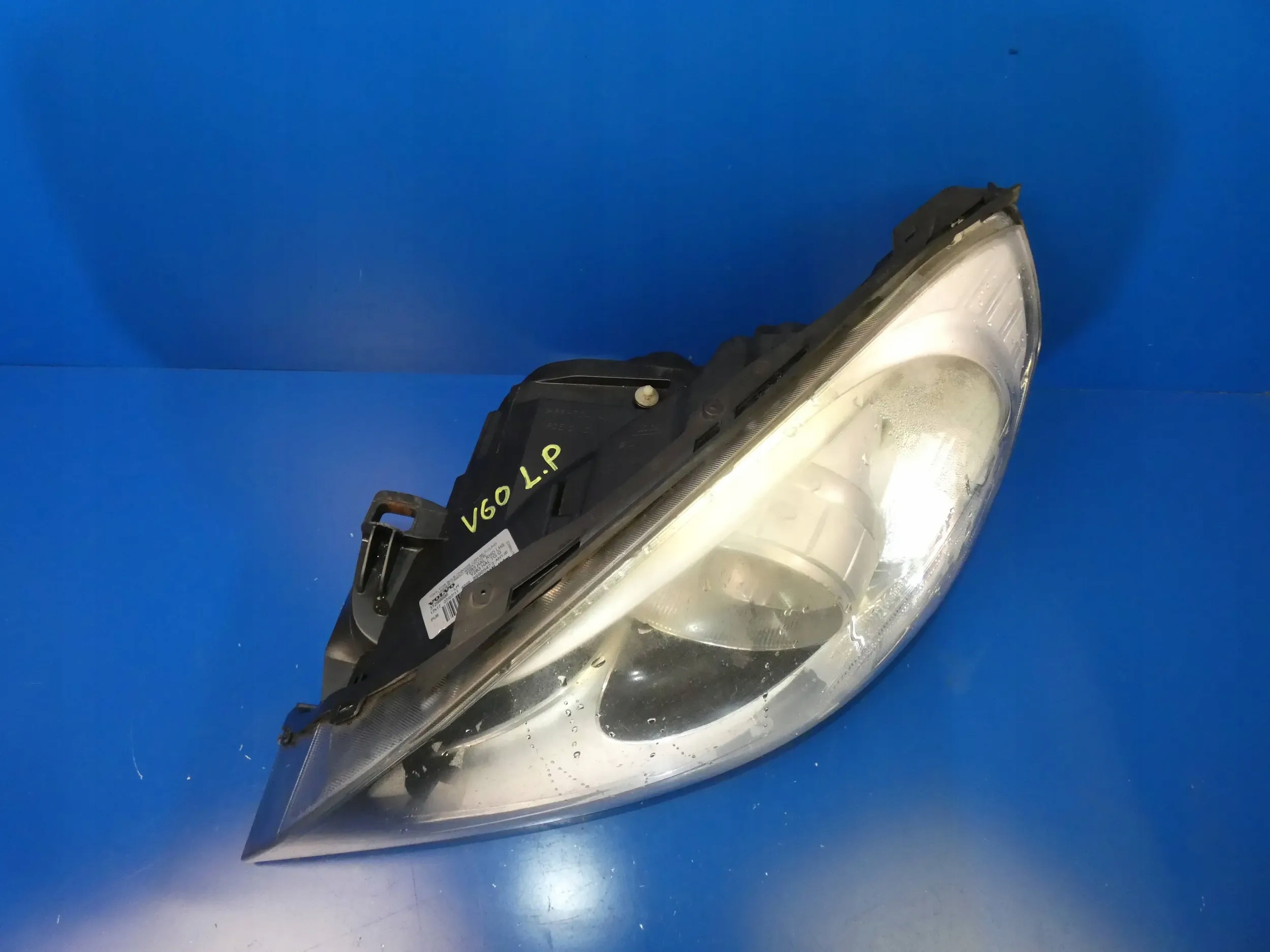 Volvo V60 S60 II light left front ZWYKLA ANGLIK