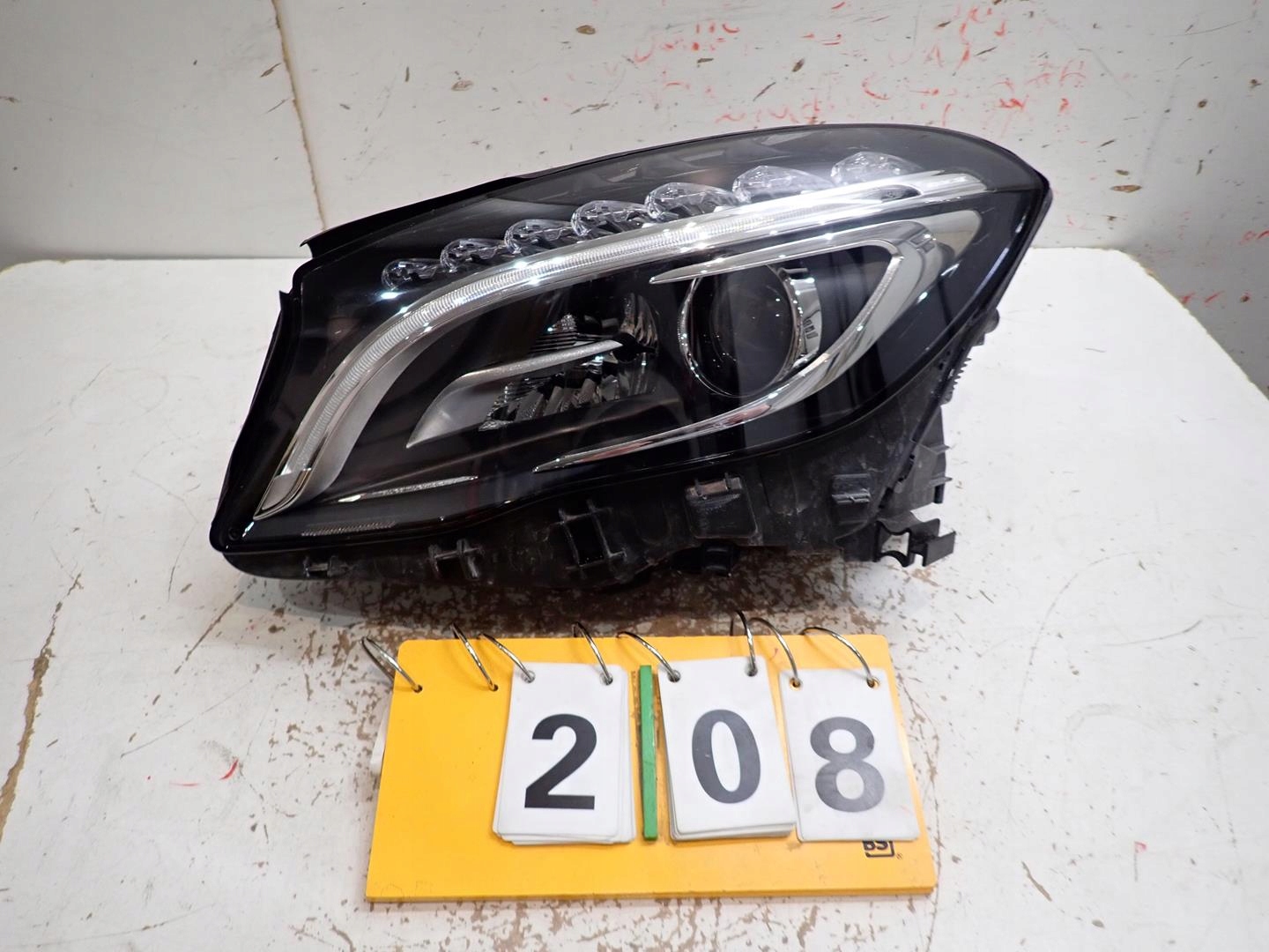 light front front left MERCEDES GLA W156 2013- BI-XENON SKR