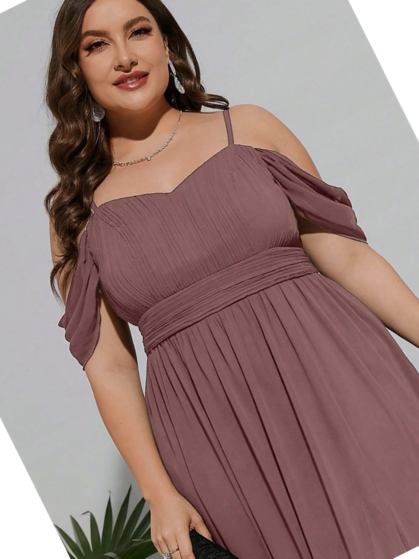 Šaty s plisovaným výstřihem Unithorse Koktejlová šifonová 3XL 46