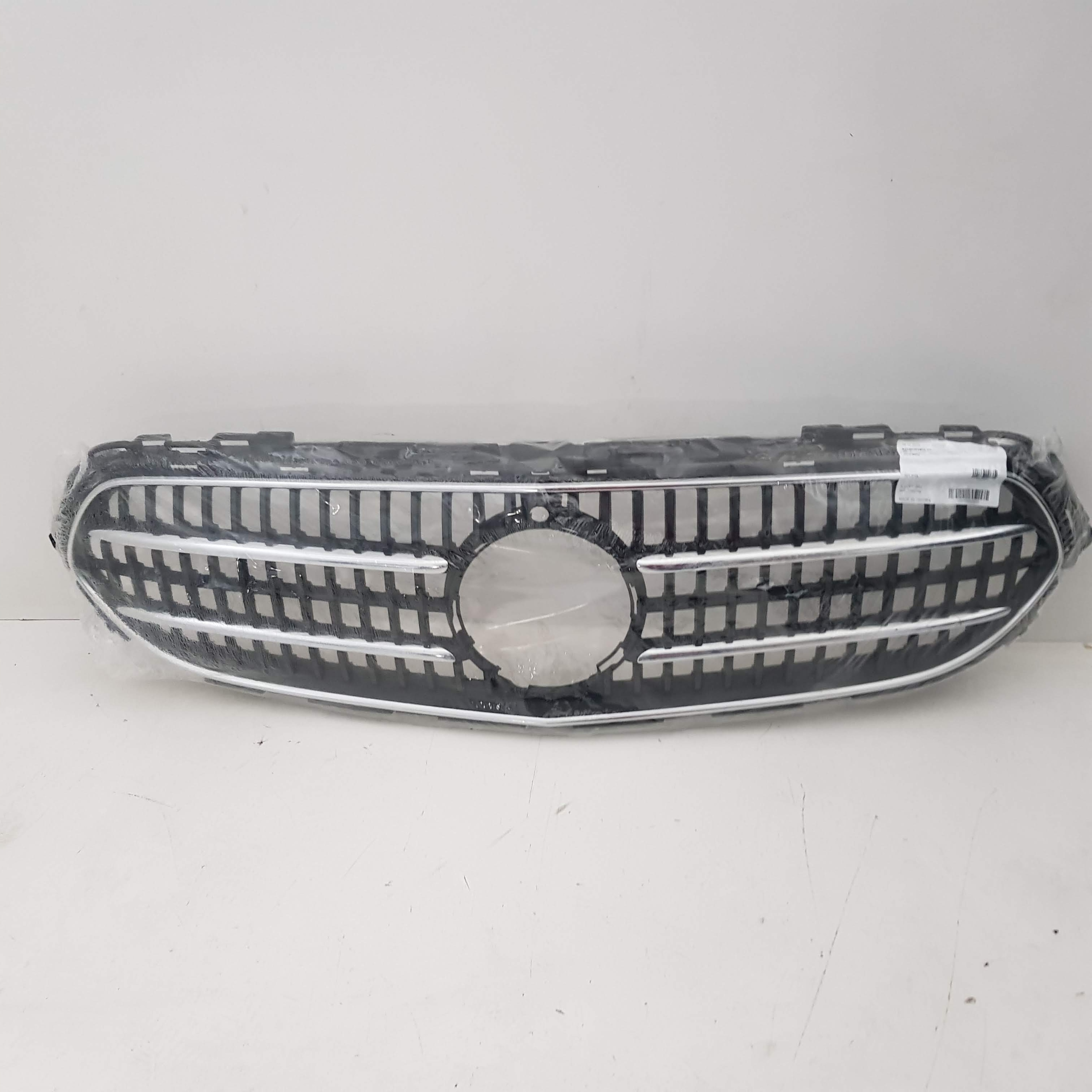 MERCEDES E KLASA 213 LIFT ATRAPA GRILL A2138883900