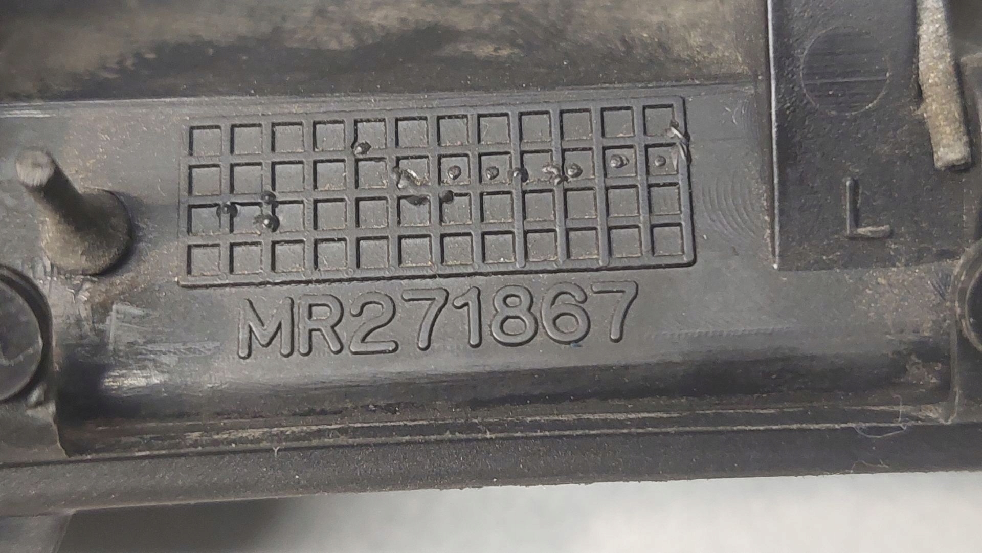 handle exterior right left front SPACE WAGON III