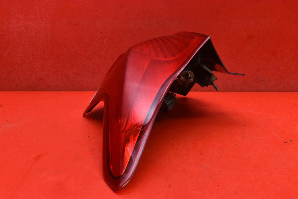 light right rear part rear BM51-13404-A FORD FOCUS MK3 HB 11-15