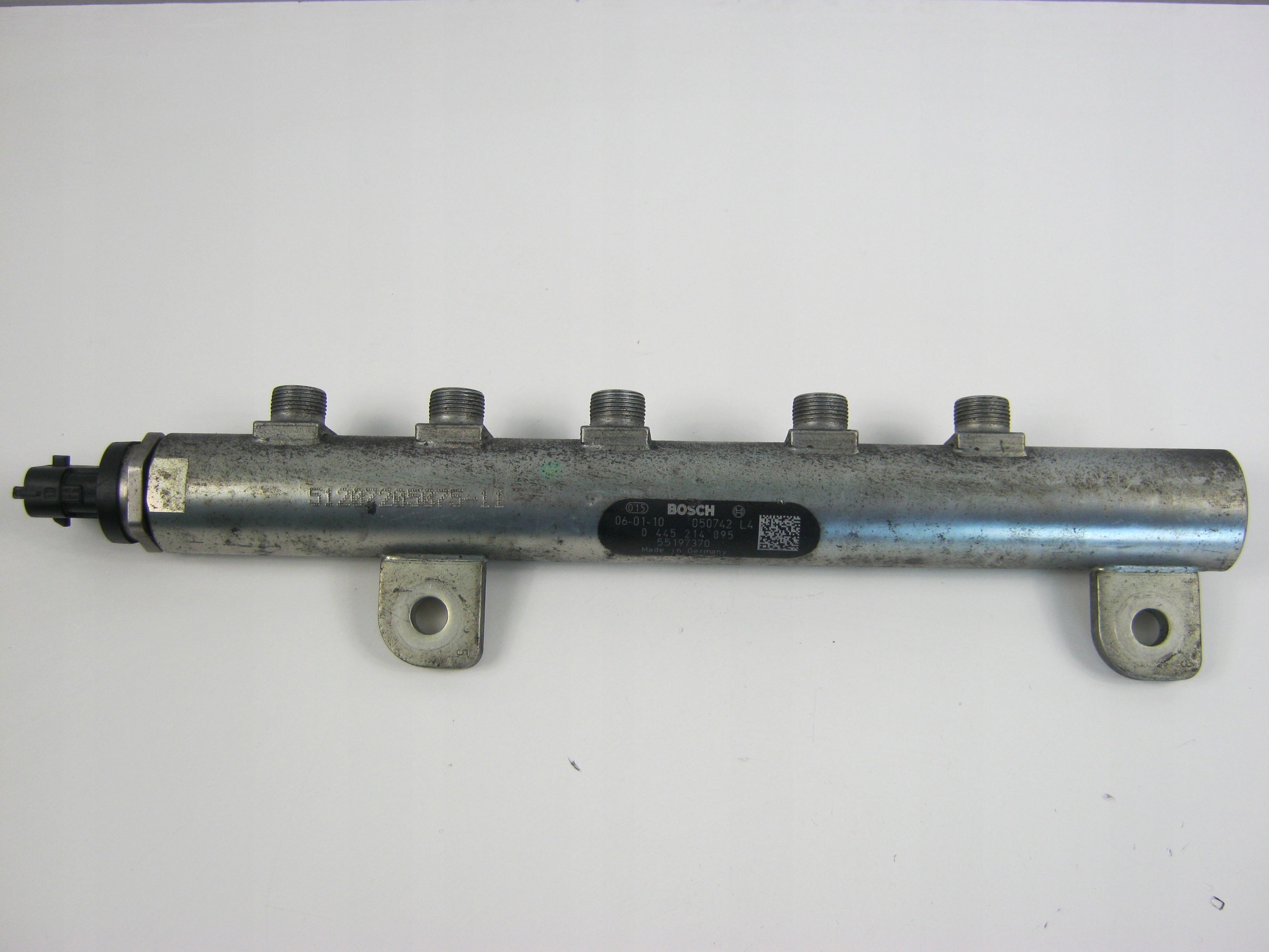 Rampe injection DOBLO ZAFIRA 1.9 CDTI 0445214095