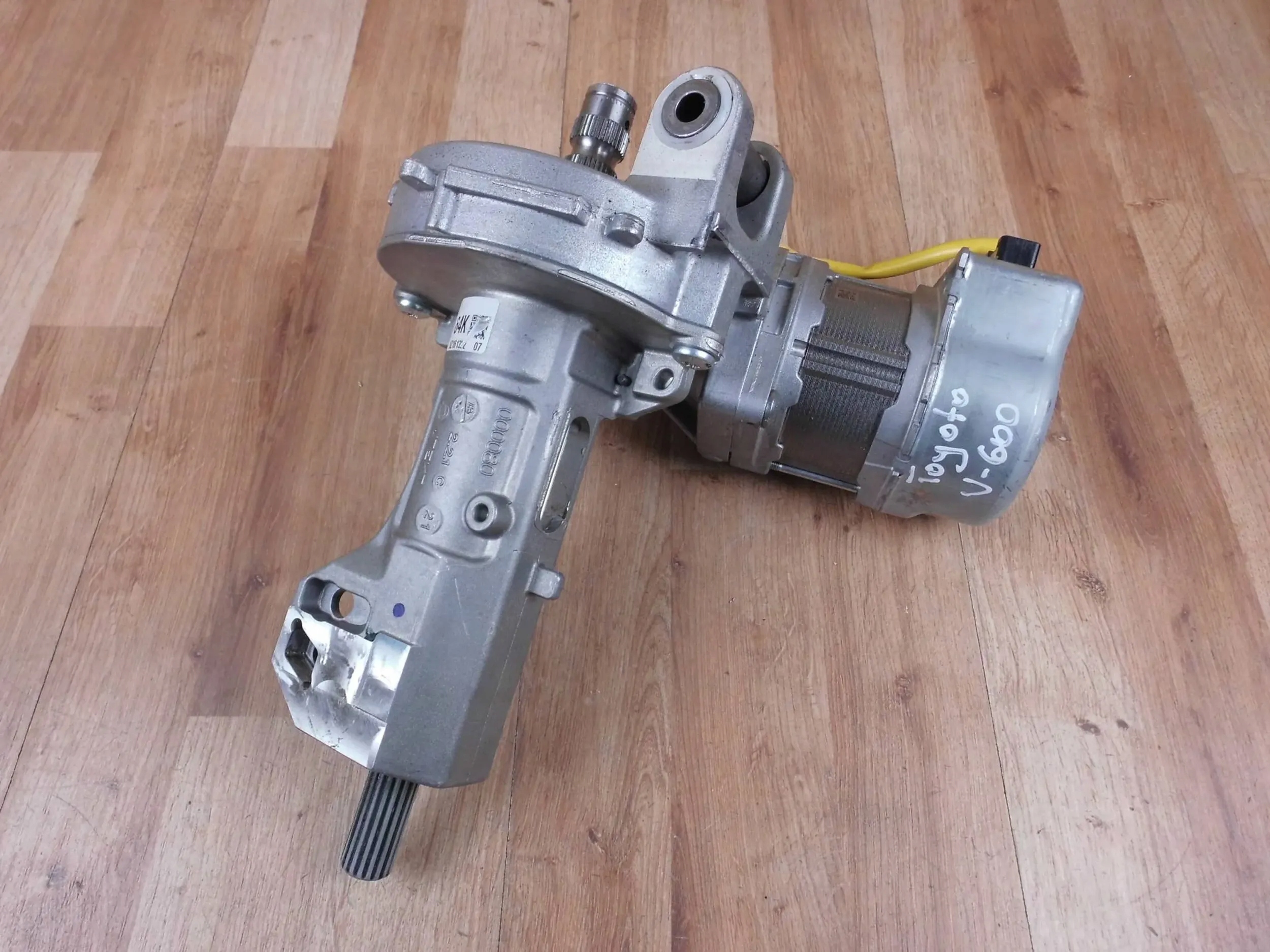 Toyota Corolla E21 1.8 HYBRID steering rod power steering electrics