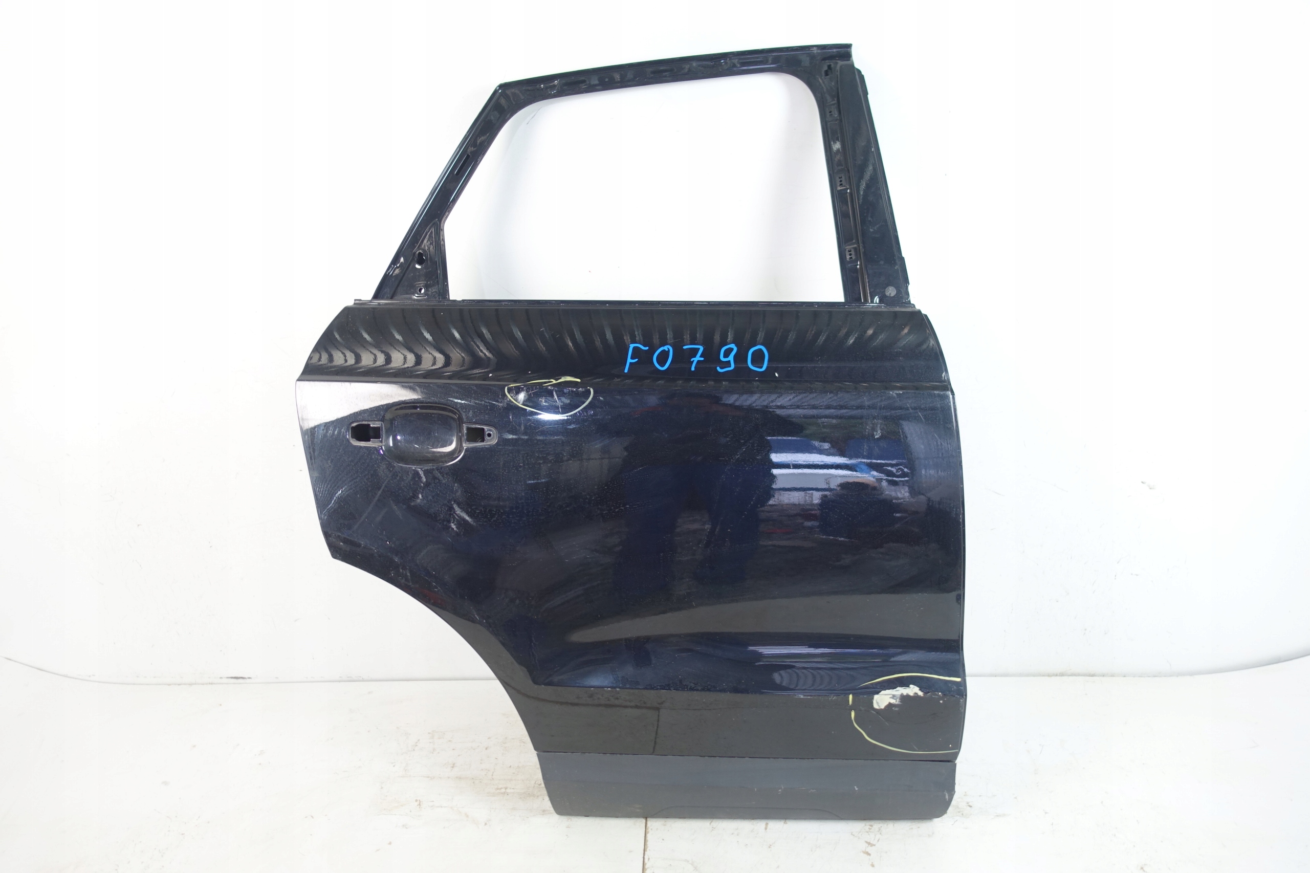 AUDI Q3 8U 2011- door right rear part right rear.