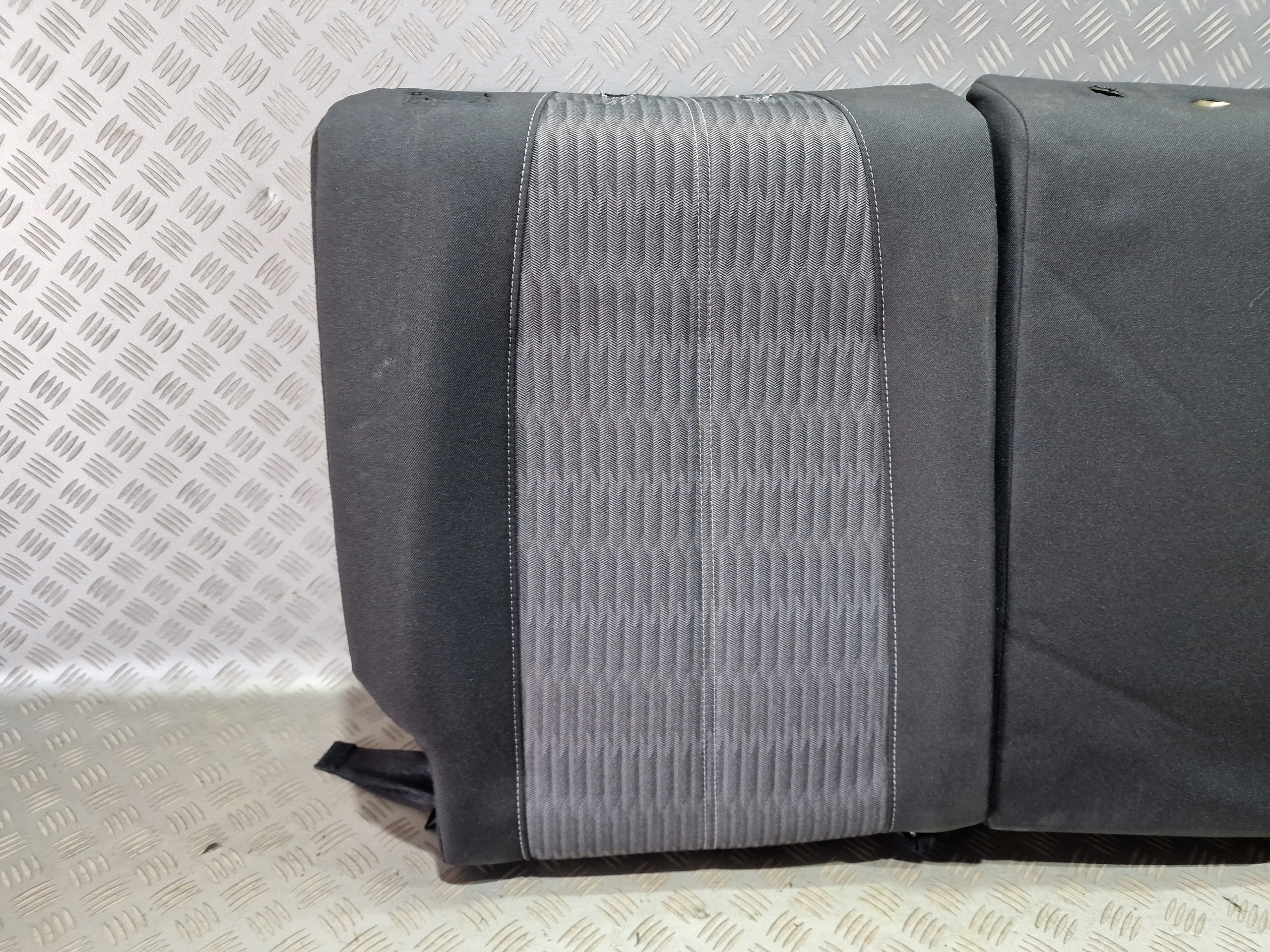 задней дивана opel CORSA F 5 Двери